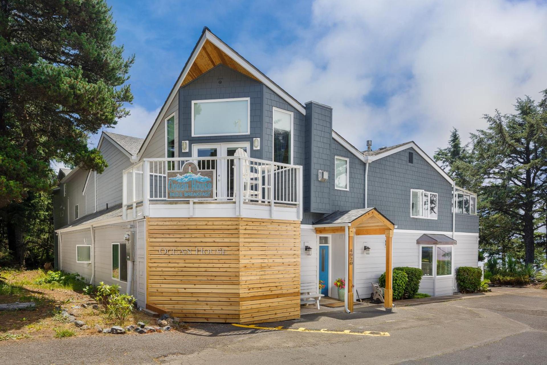 Ocean House photo 2