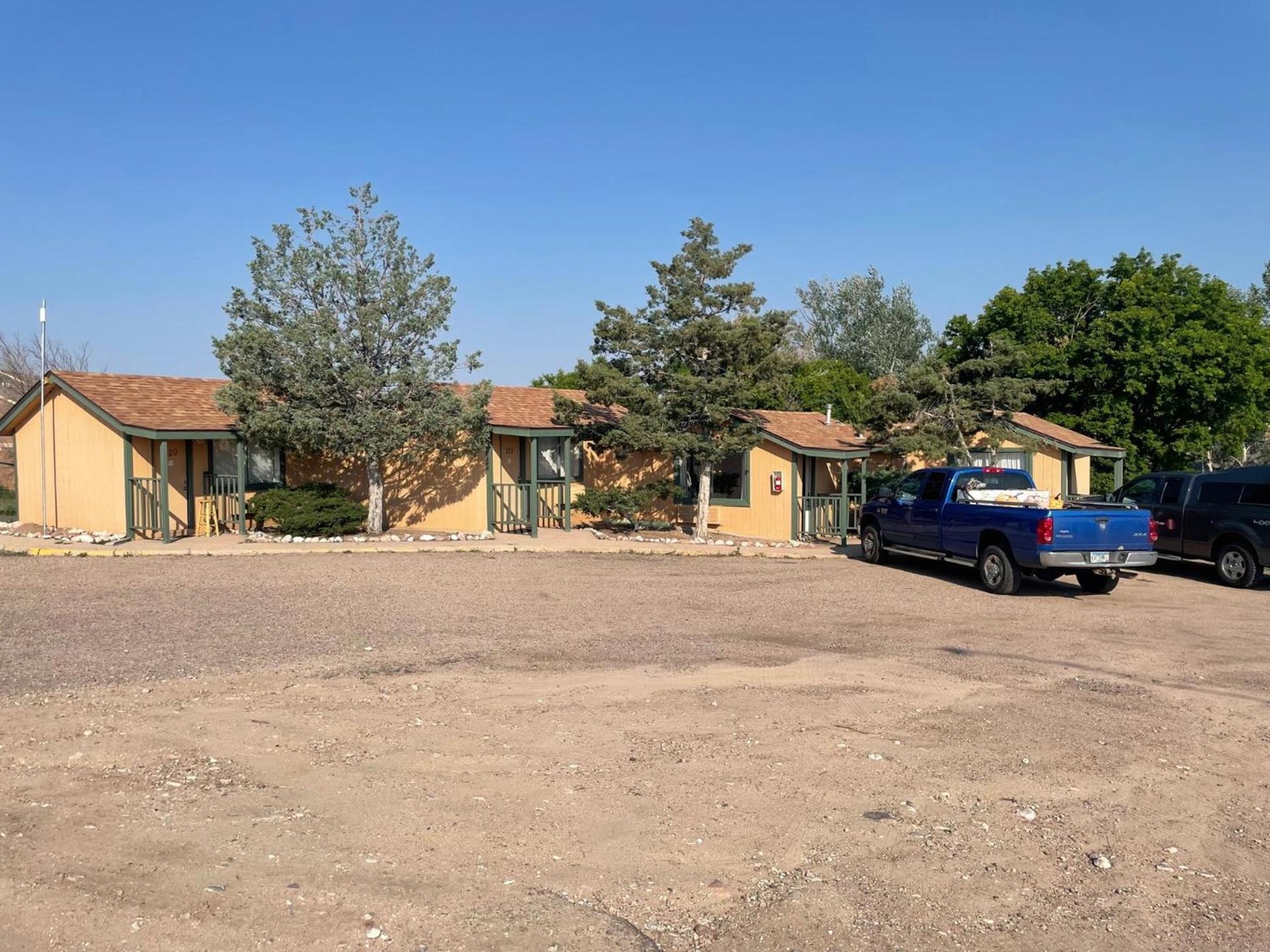 Round-Up Motel photo 16