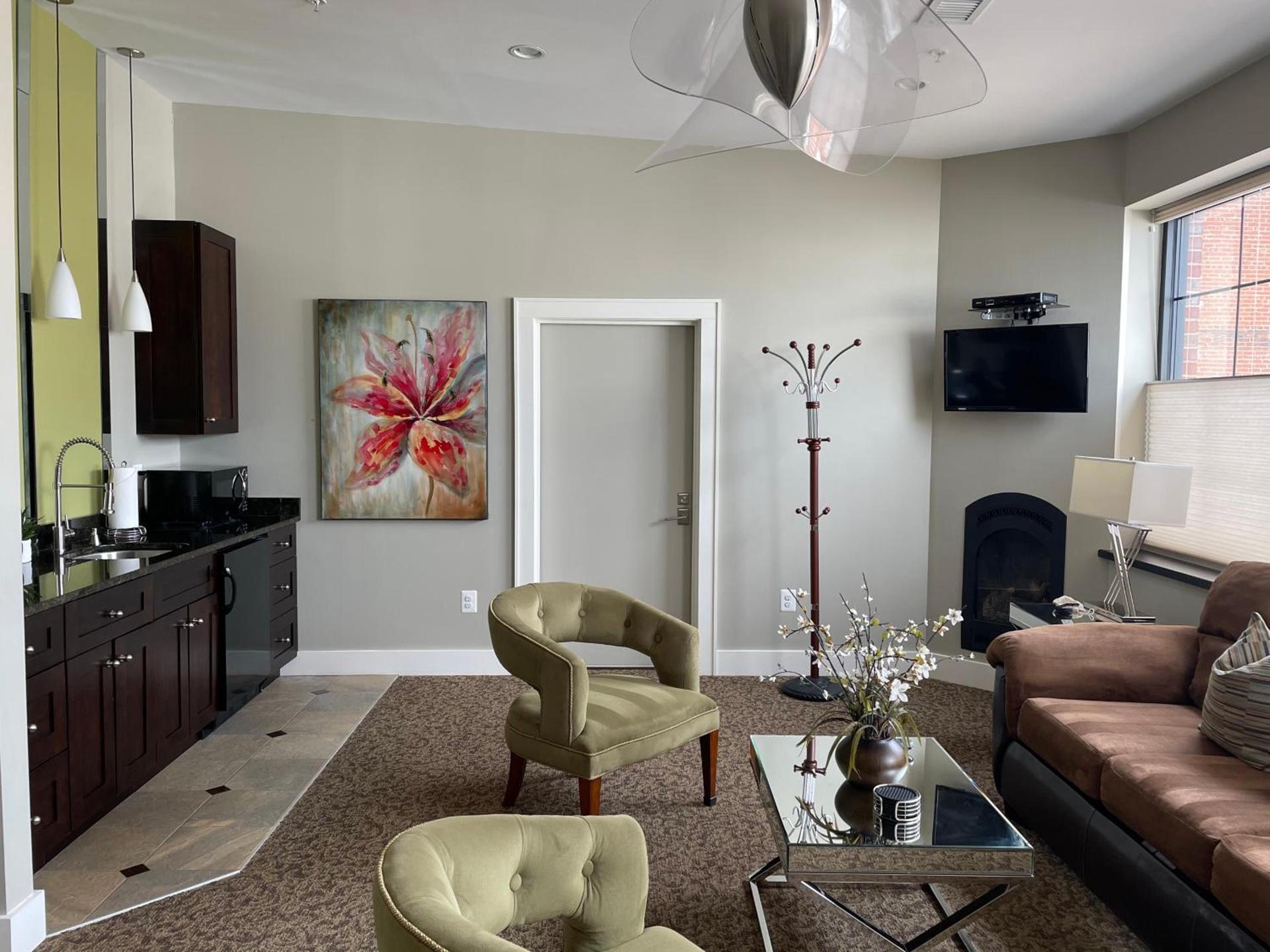 Culpeper Center Suites photo 39