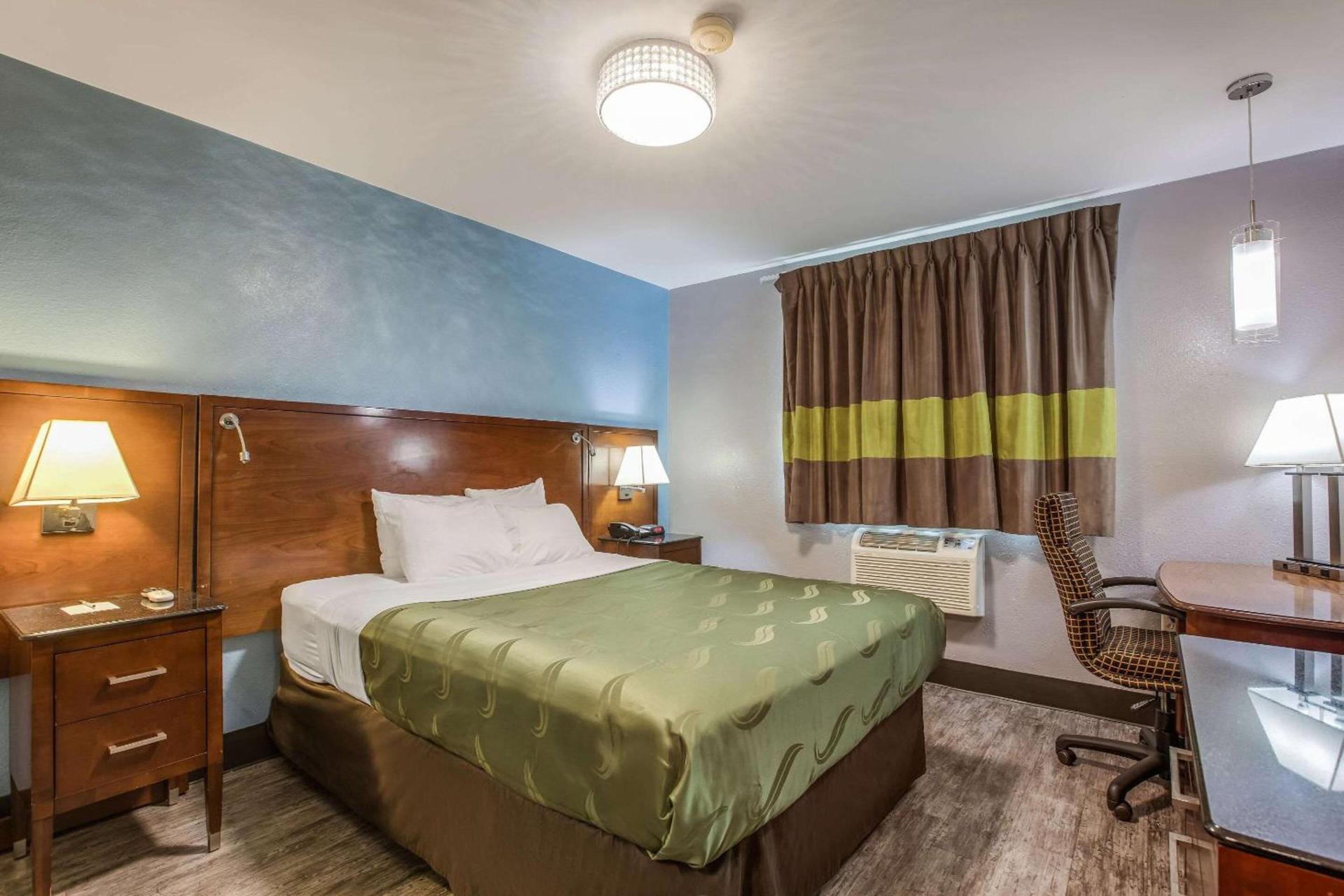 Quality Inn Atlanta Airport-Central photo 13