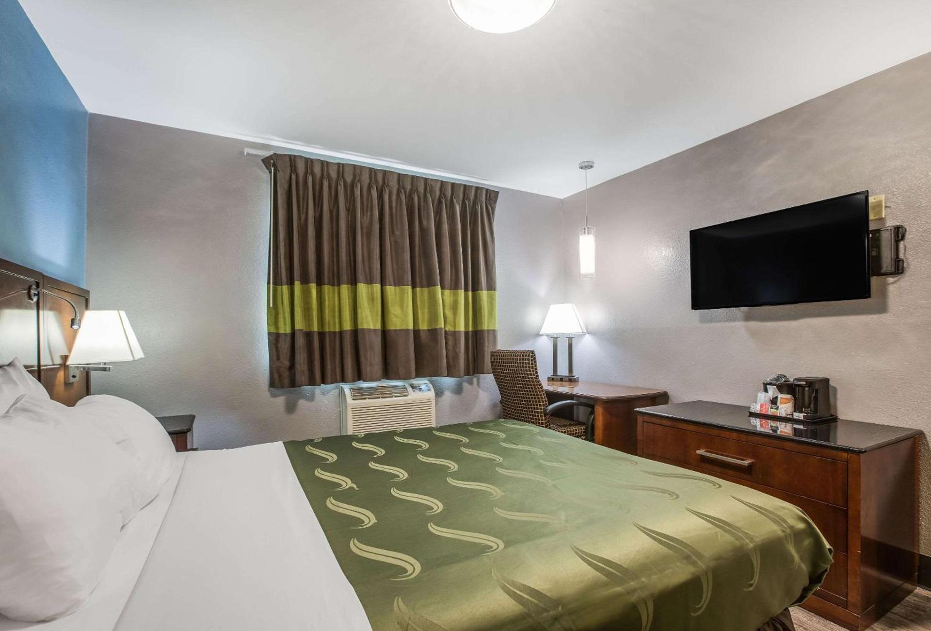 Quality Inn Atlanta Airport-Central photo 15