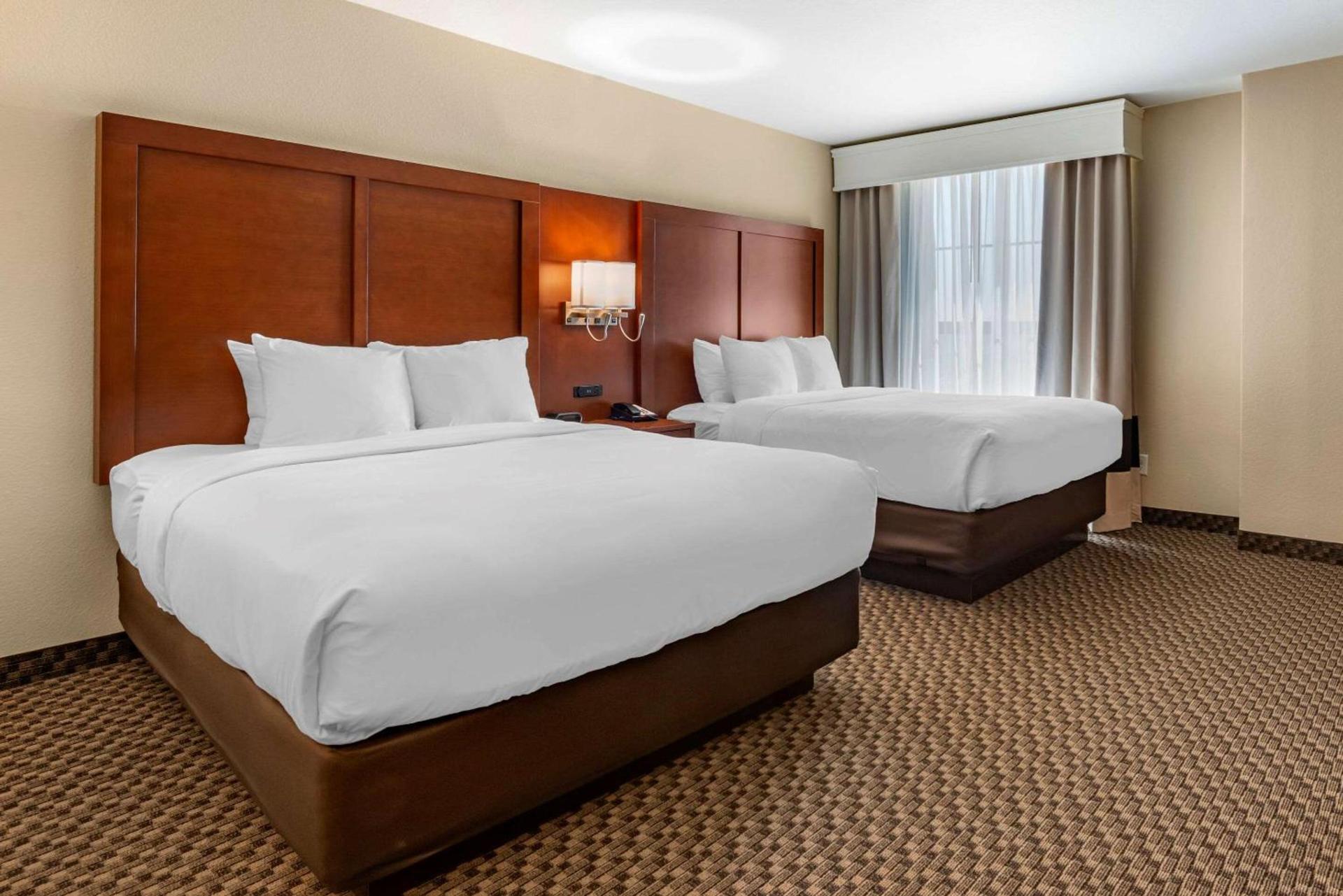 Comfort Suites Broomfield-Boulder-Interlocken photo 80