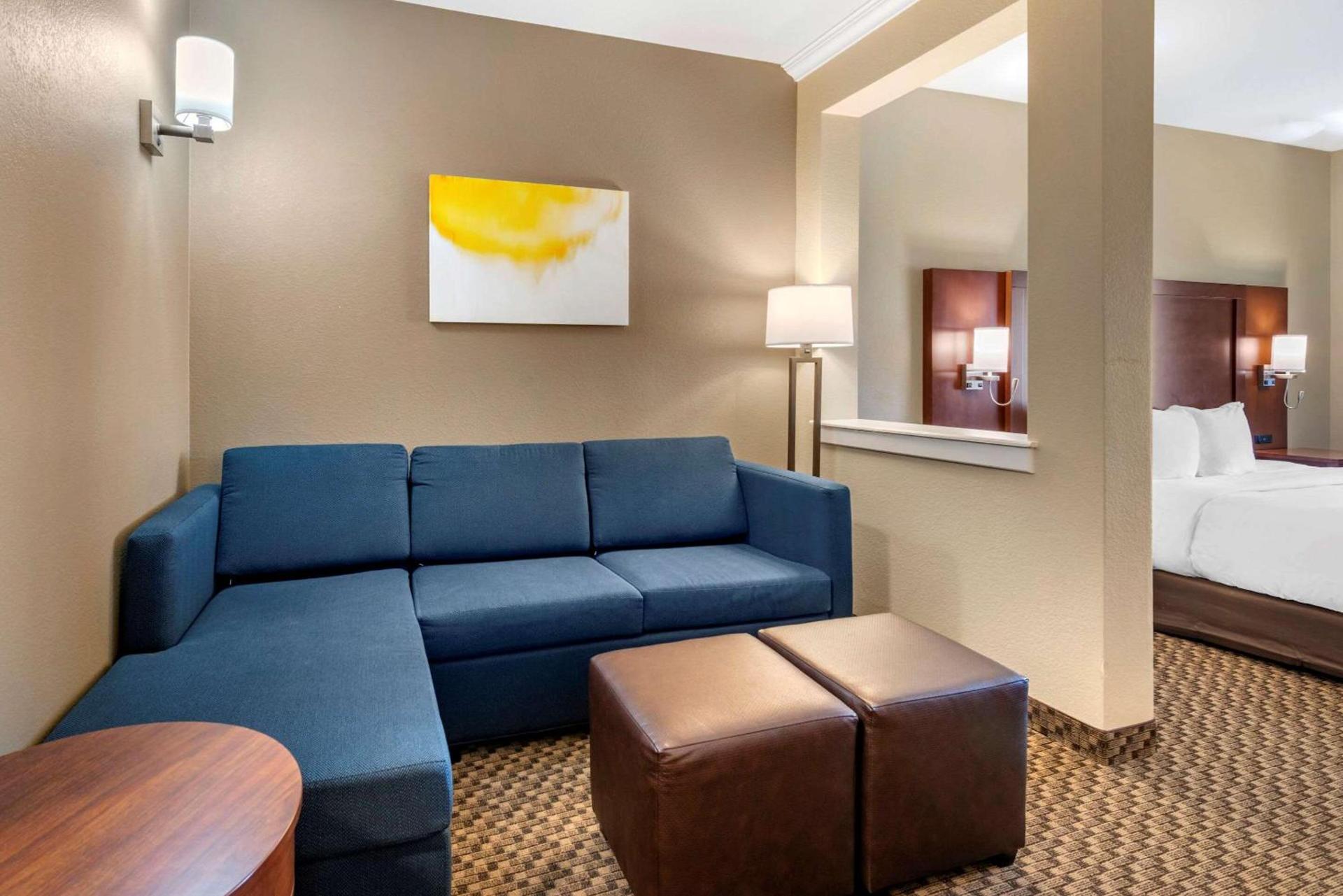 Comfort Suites Broomfield-Boulder-Interlocken photo 23