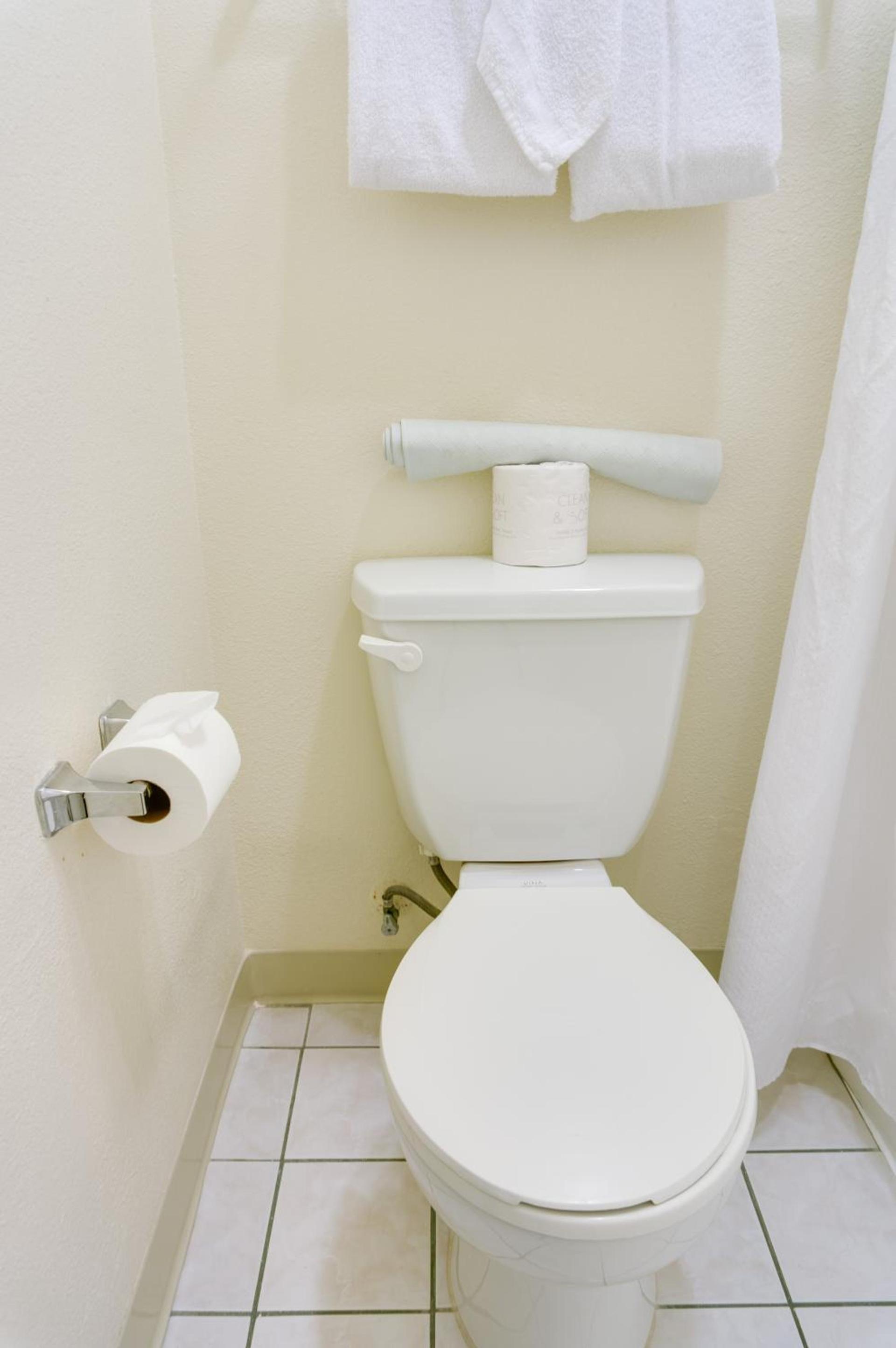 California Suites Hotel photo 10