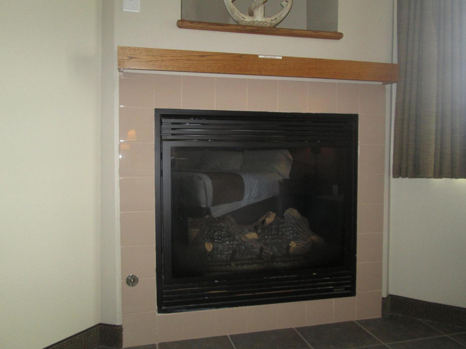 AmericInn by Wyndham Charlevoix photo 32