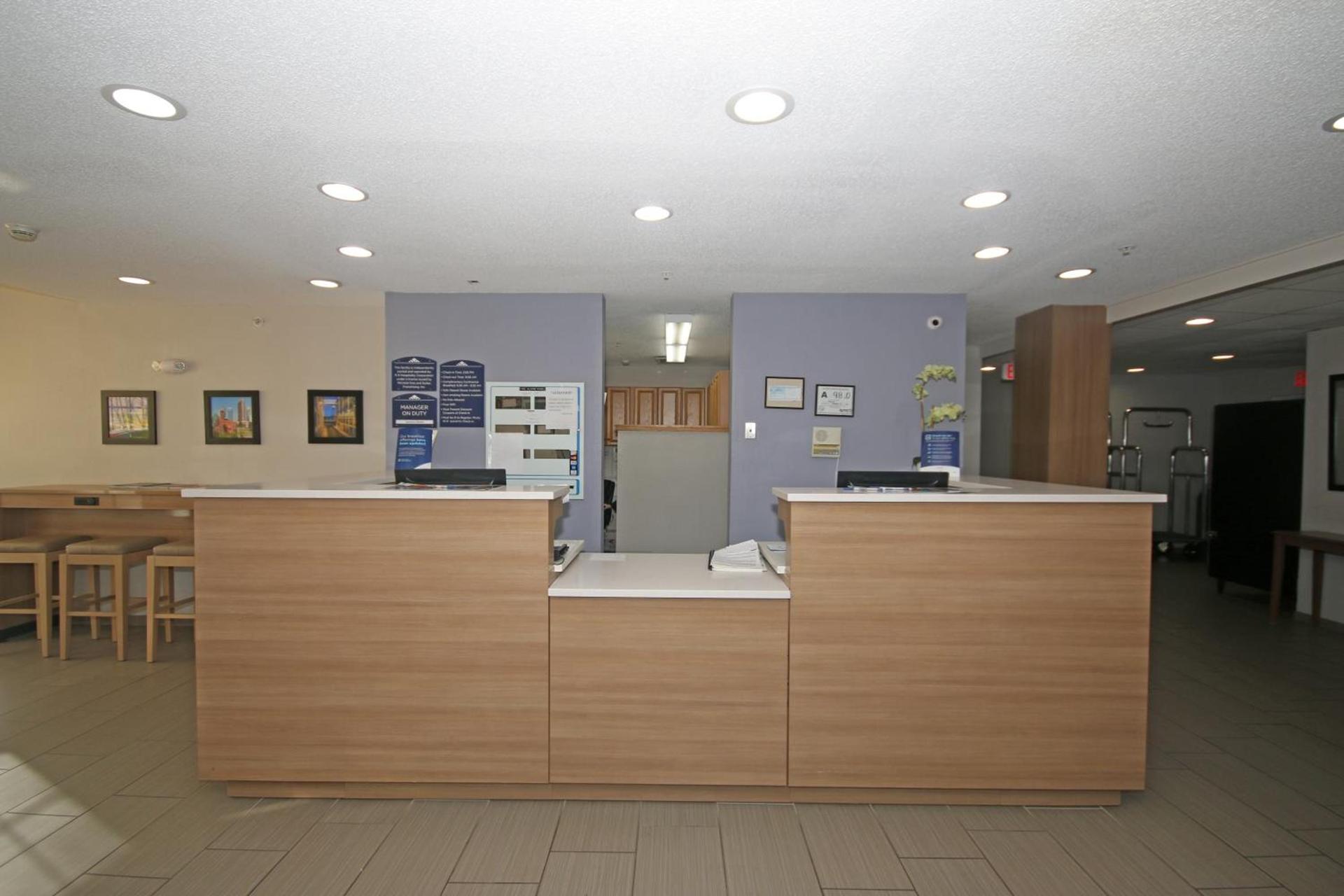 Microtel Inn by Wyndham Greensboro photo 16