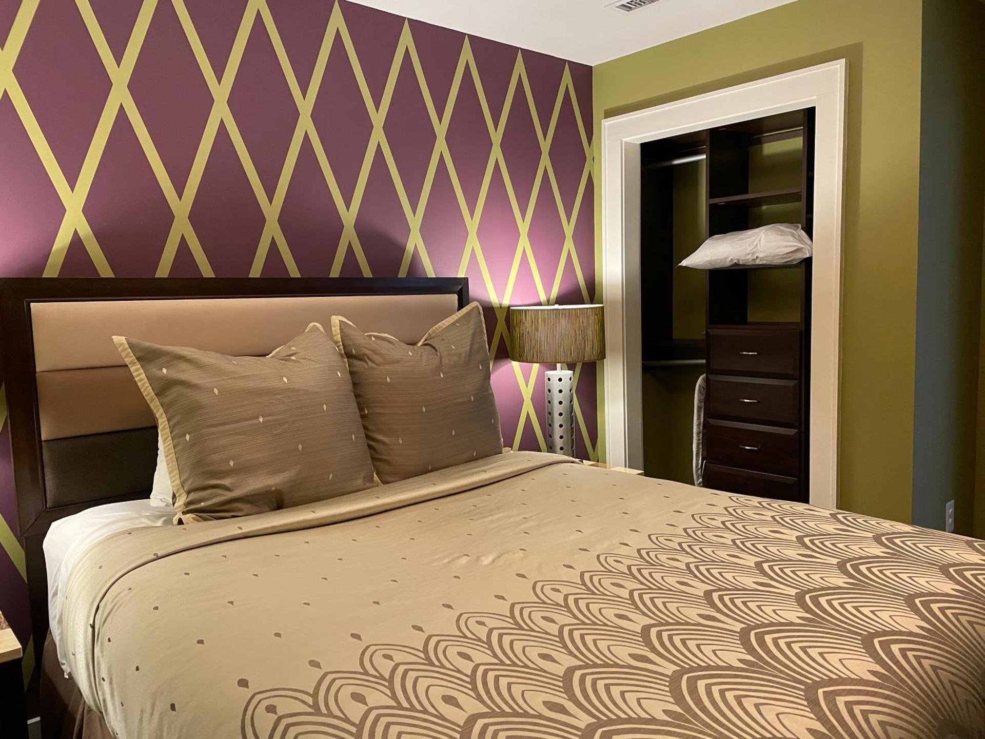Culpeper Center Suites photo 40