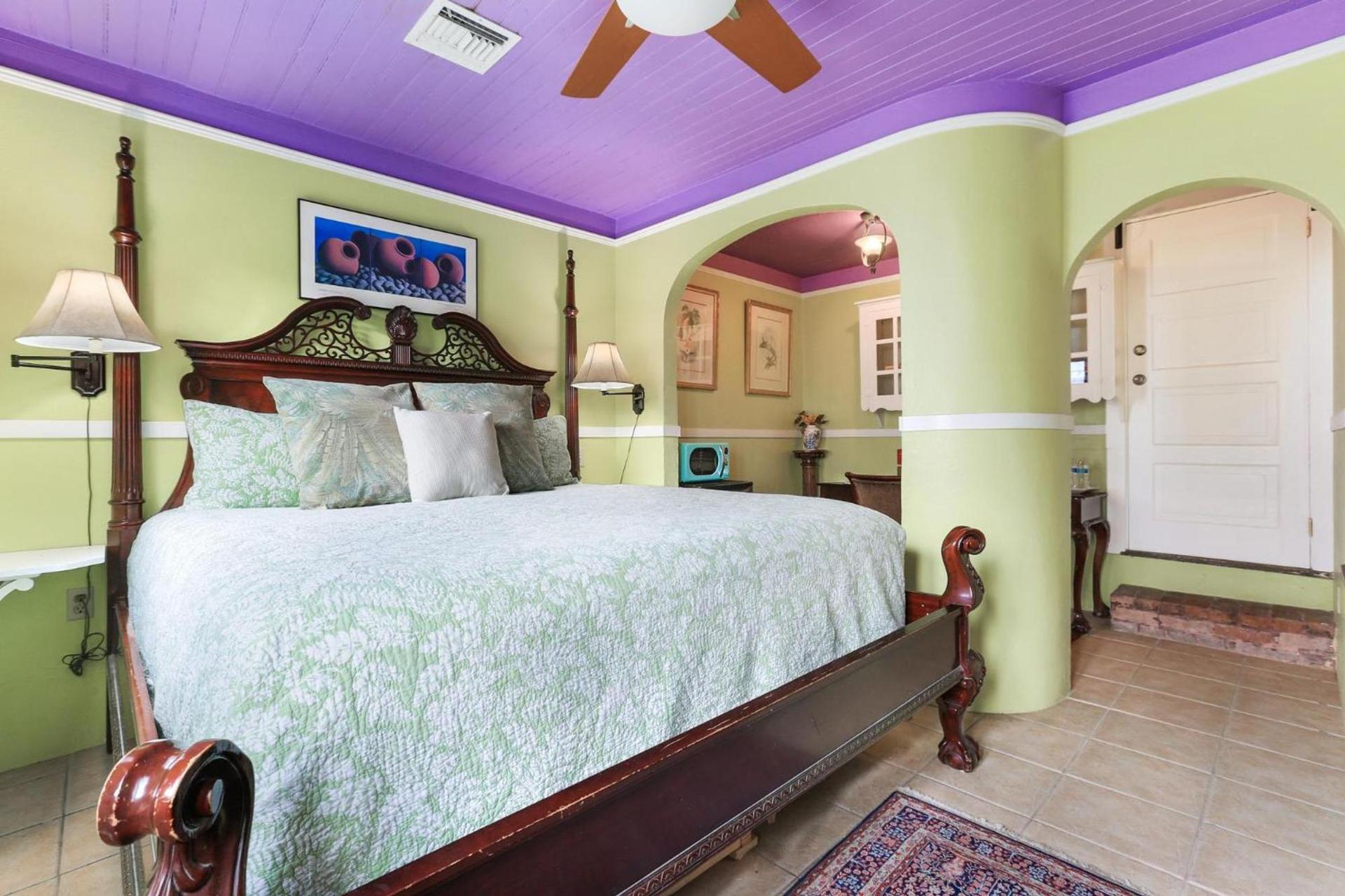Historic Inn in the Marigny, blocks to French Quarter photo 11