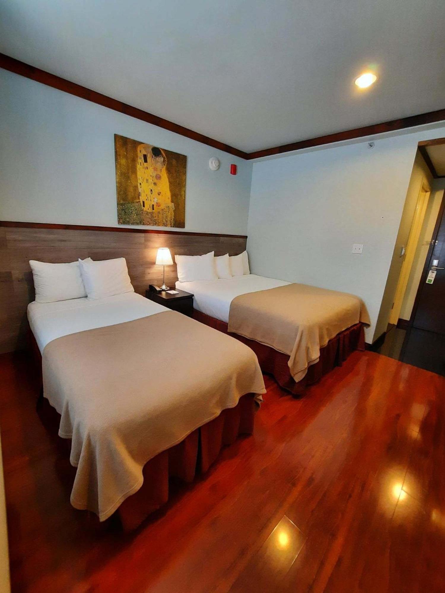 LIC Hotel photo 37