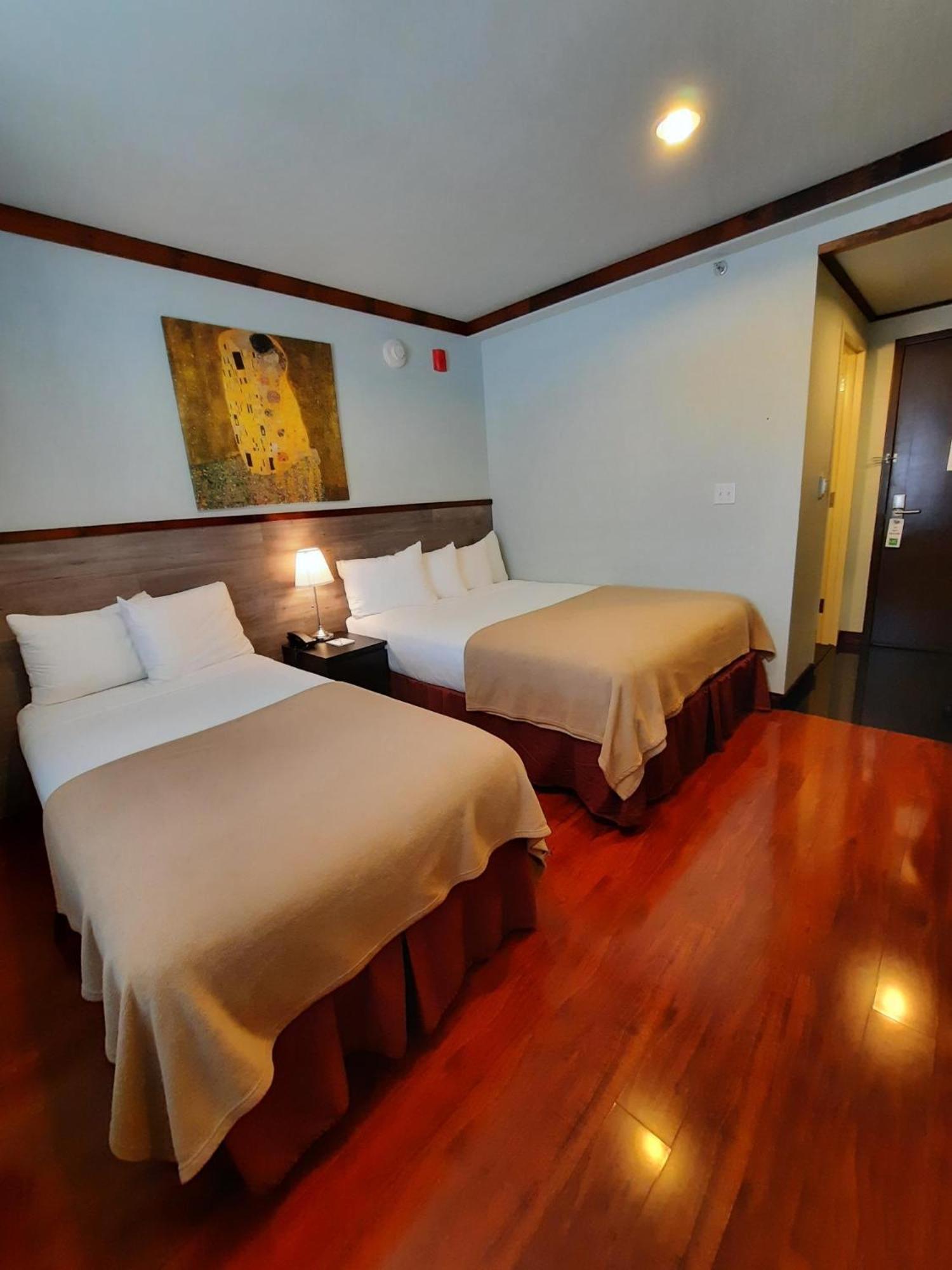 LIC Hotel photo 40