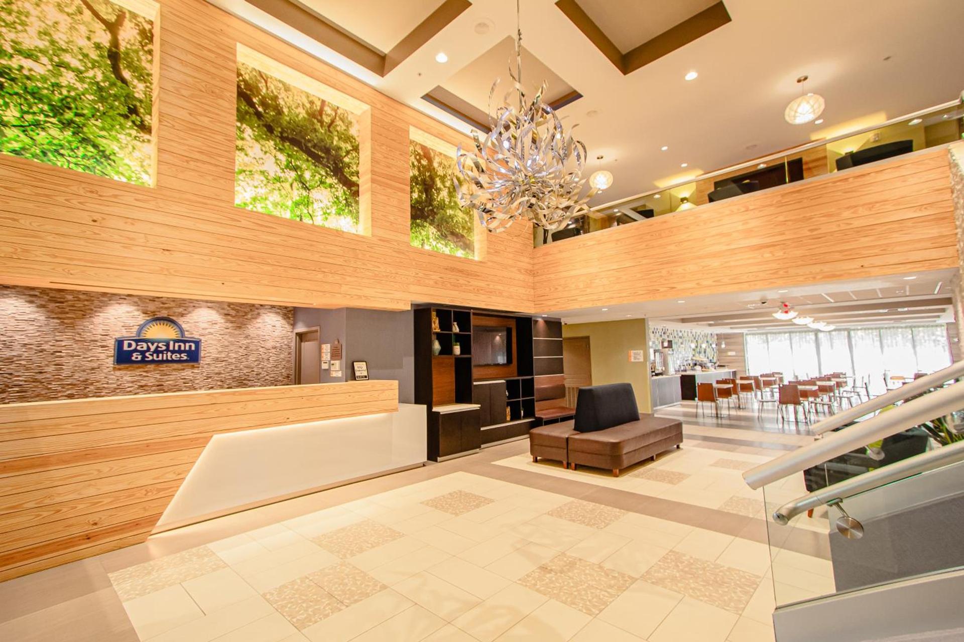 Days Inn & Suites by Wyndham Fort Myers Near JetBlue Park photo 34