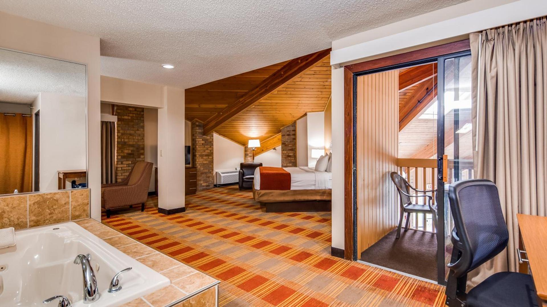 Best Western Lakewood Inn photo 46