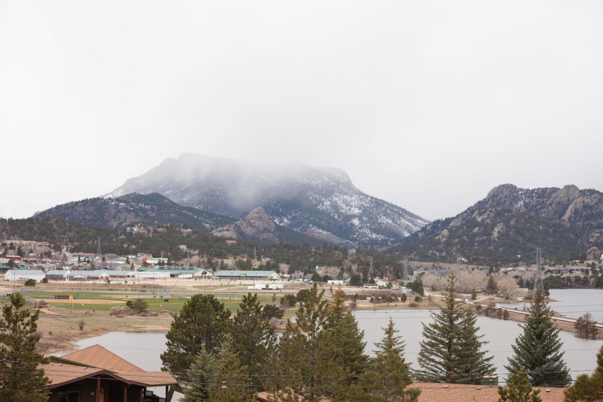 Estes Lake Lodge photo 37