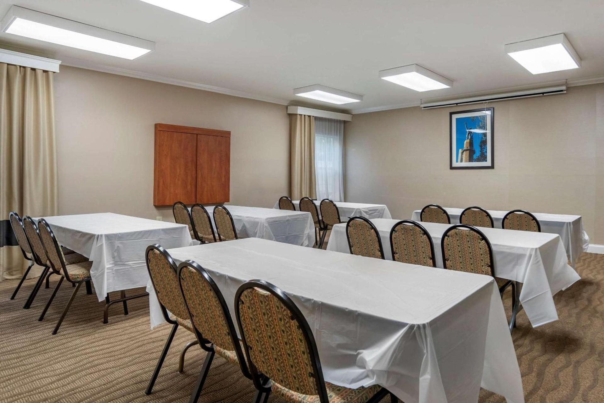 Comfort Inn Birmingham - Irondale photo 33