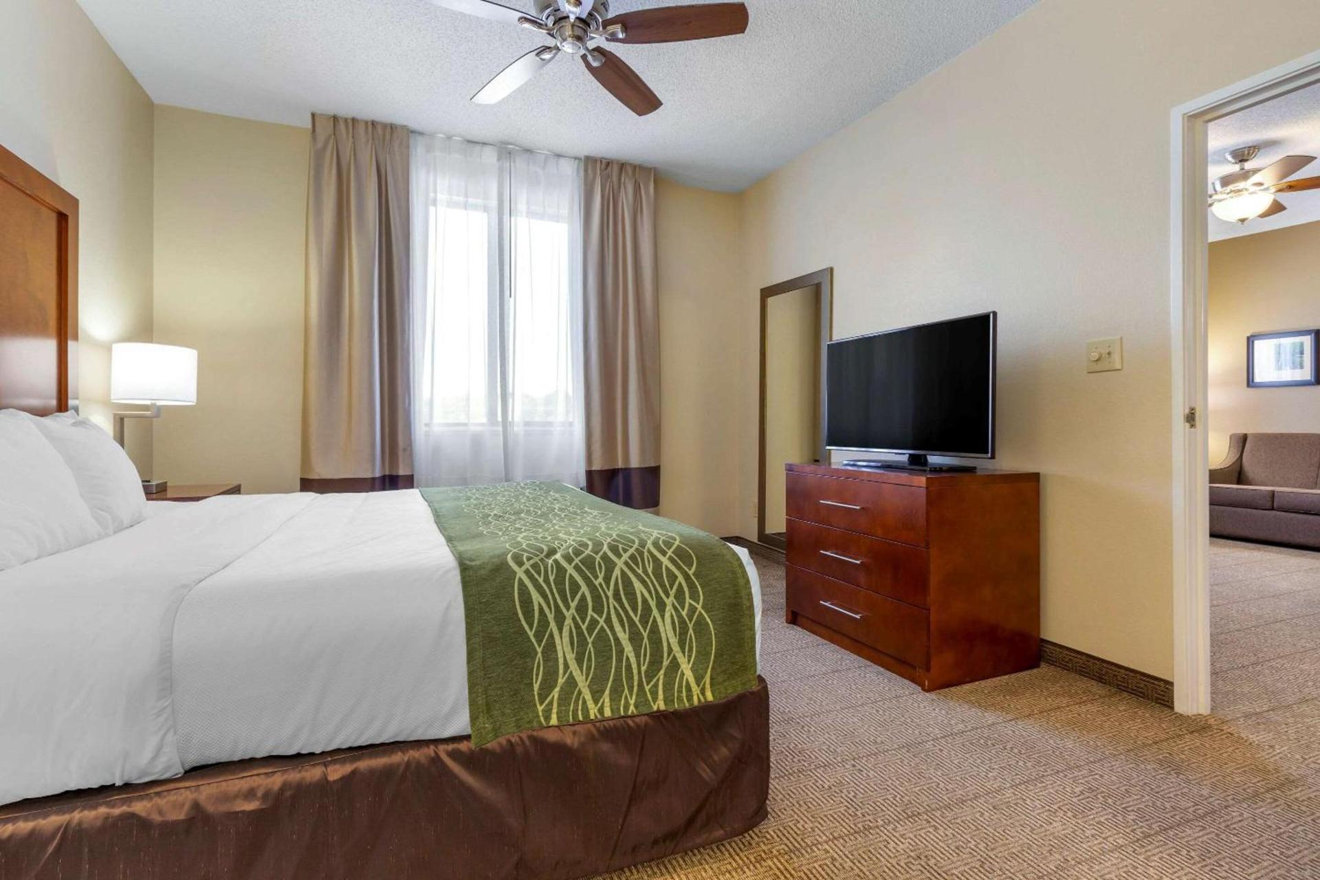 Comfort Inn & Suites Lenoir Hwy 321 Northern Foothills photo 33
