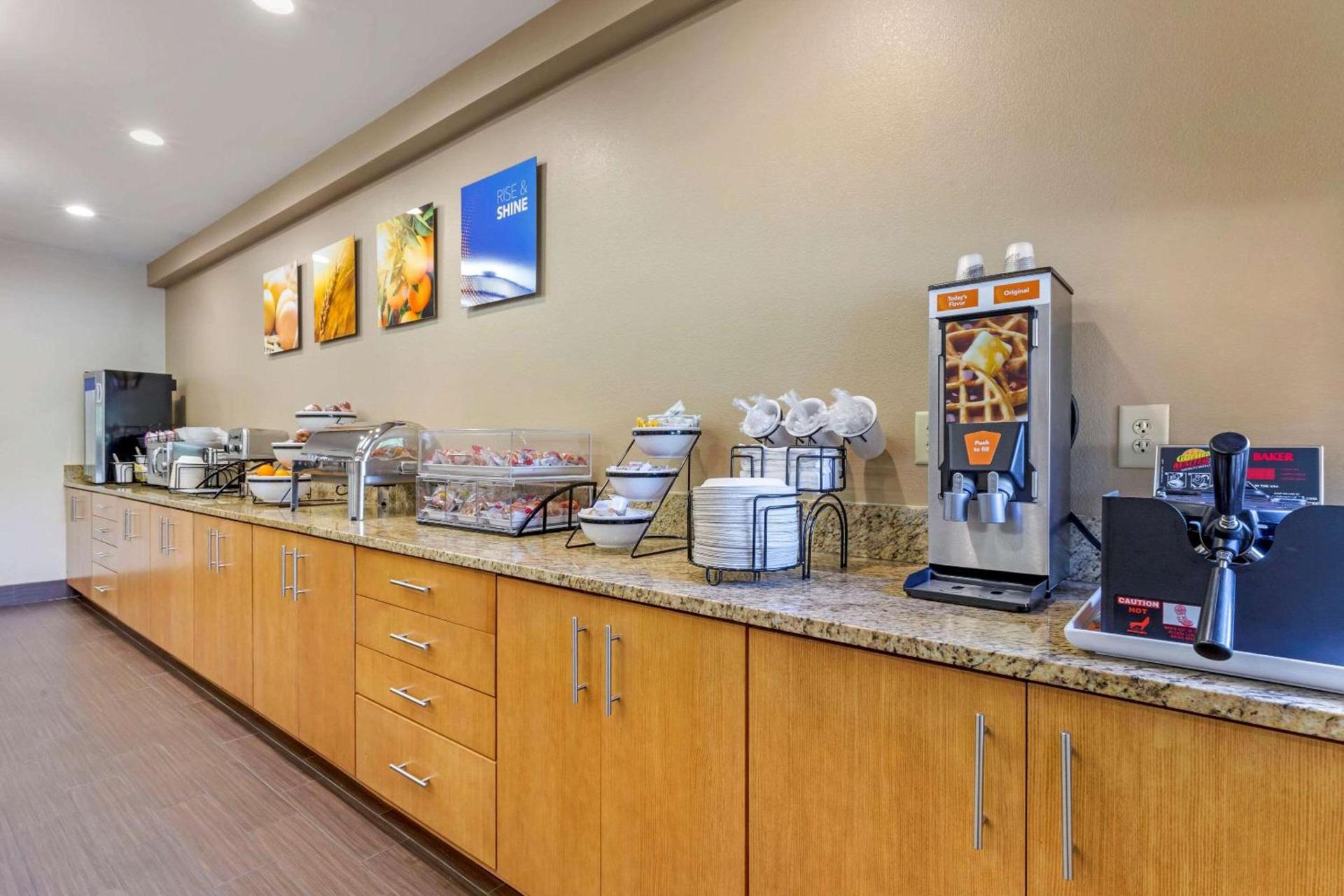 Comfort Inn & Suites Lenoir Hwy 321 Northern Foothills photo 44