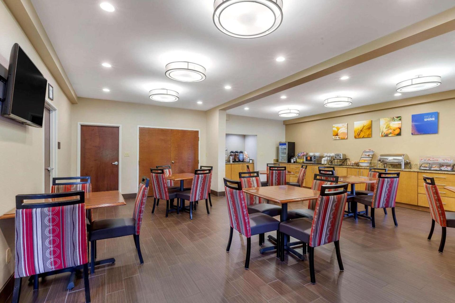 Comfort Inn & Suites Lenoir Hwy 321 Northern Foothills photo 45
