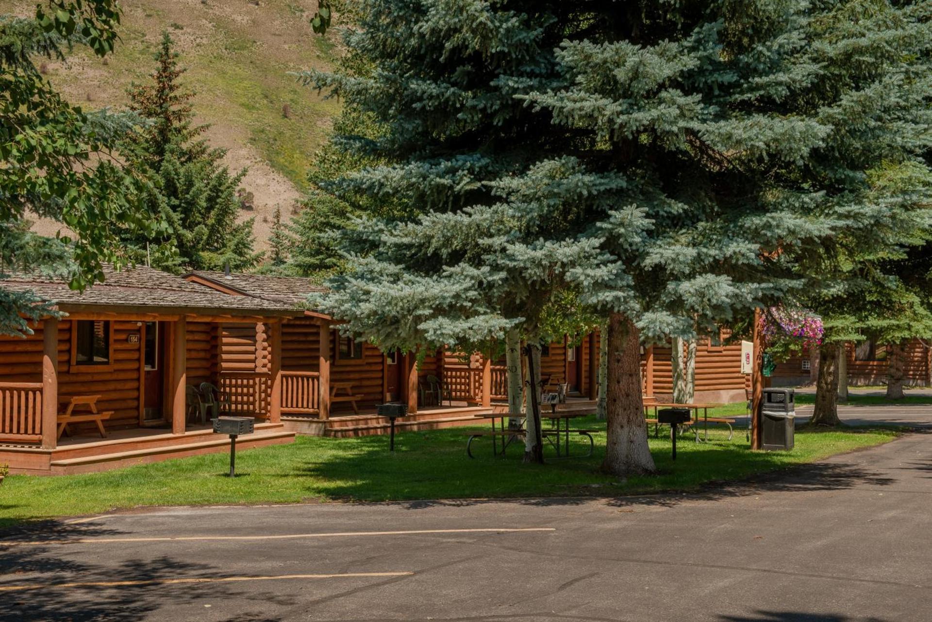 Cowboy Village Resort photo 5