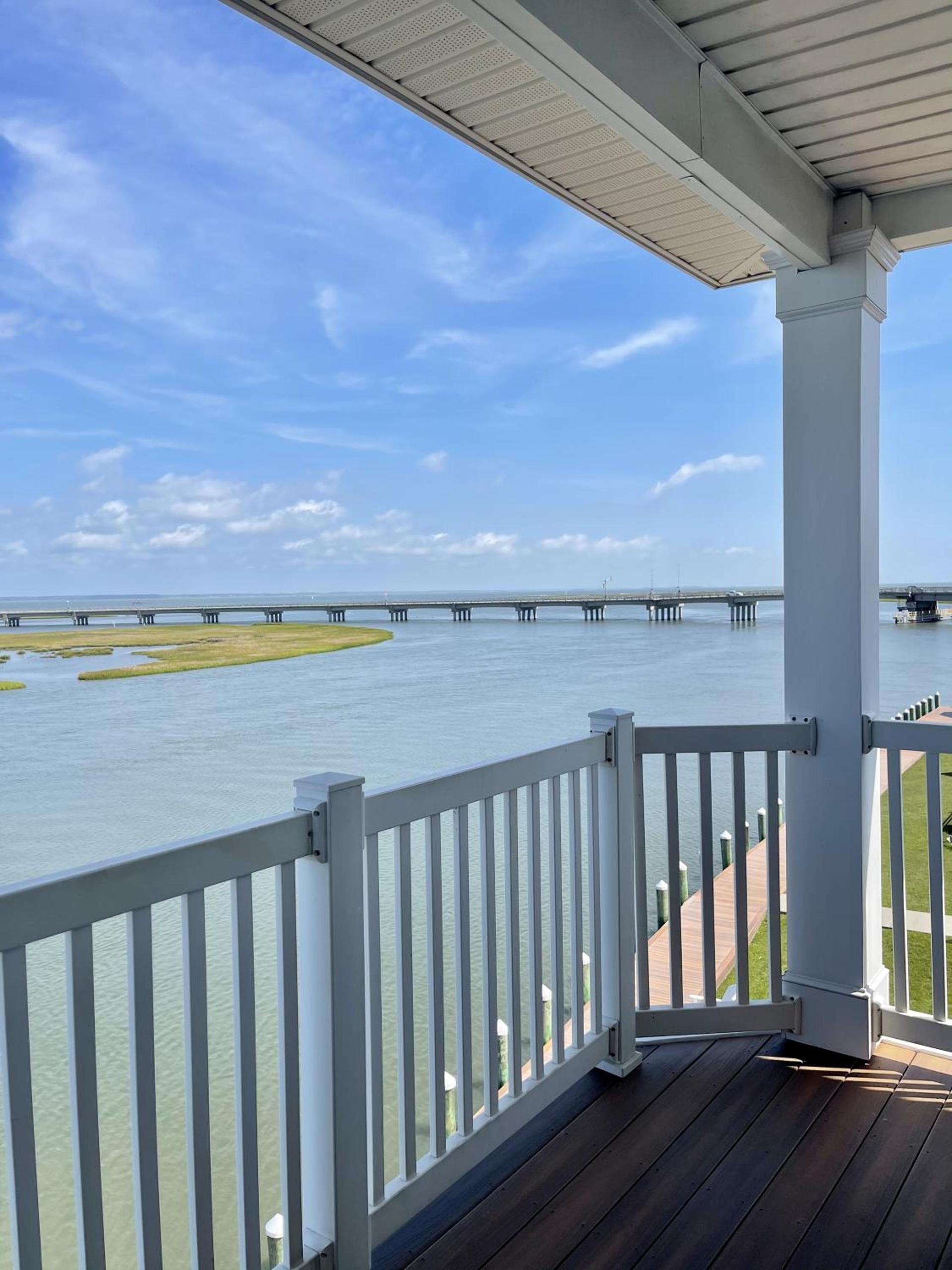 Comfort Suites Chincoteague Island Bayfront Resort photo 35