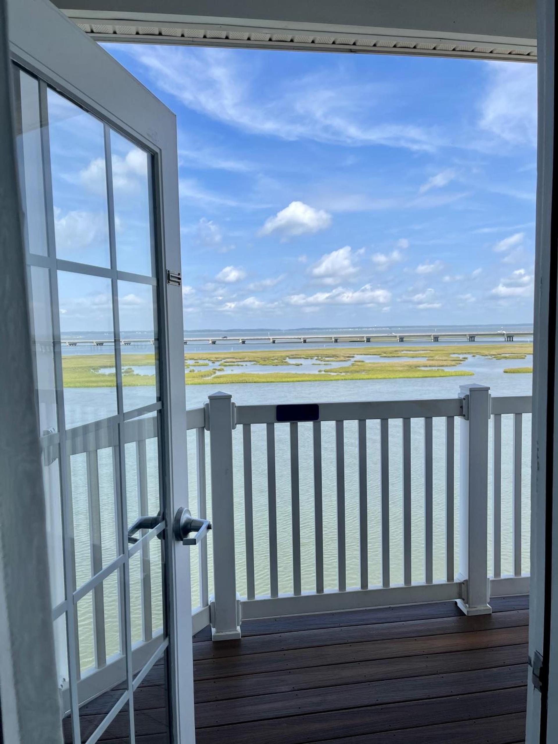 Comfort Suites Chincoteague Island Bayfront Resort photo 44