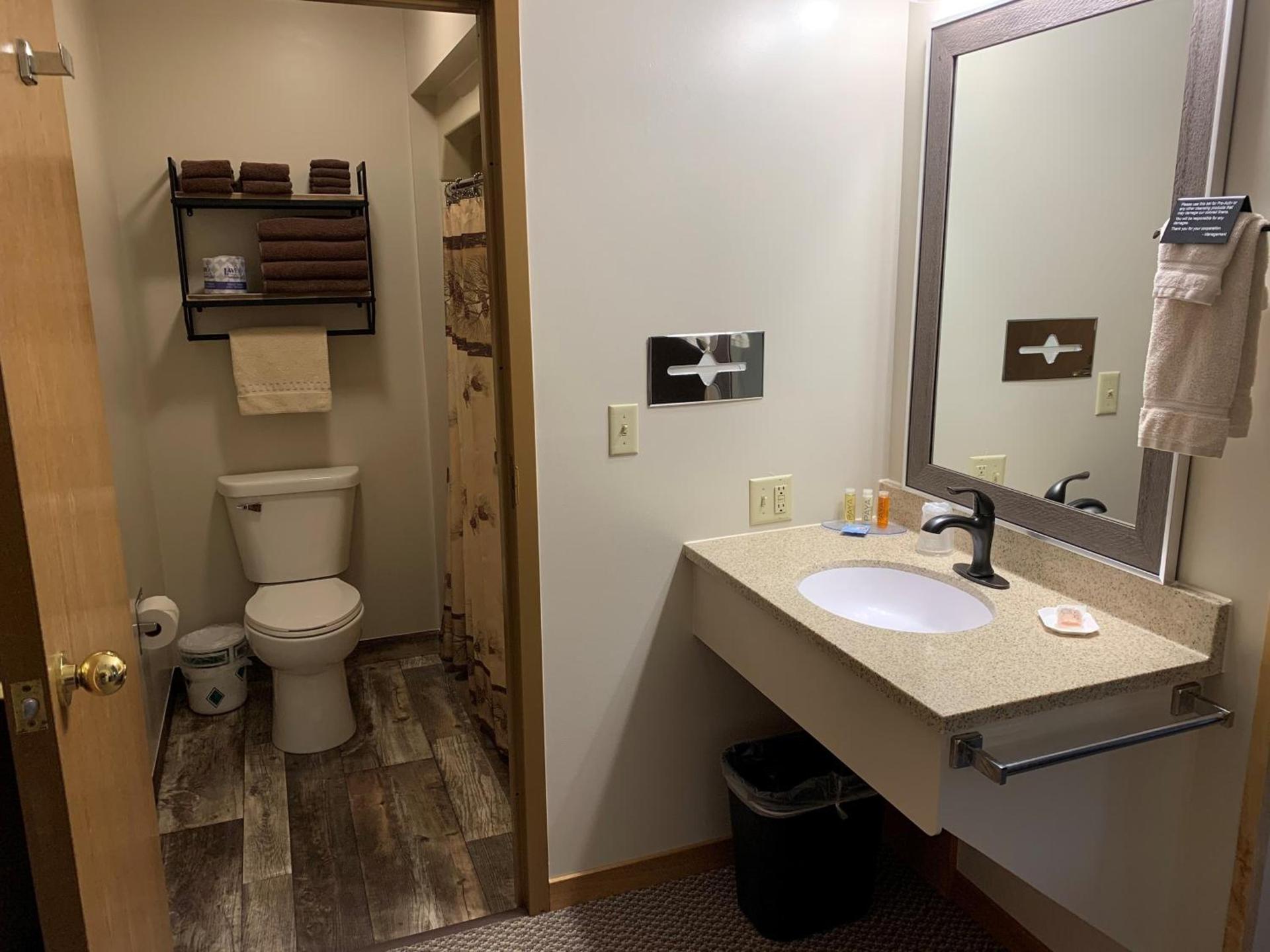 Rustic Manor photo 16