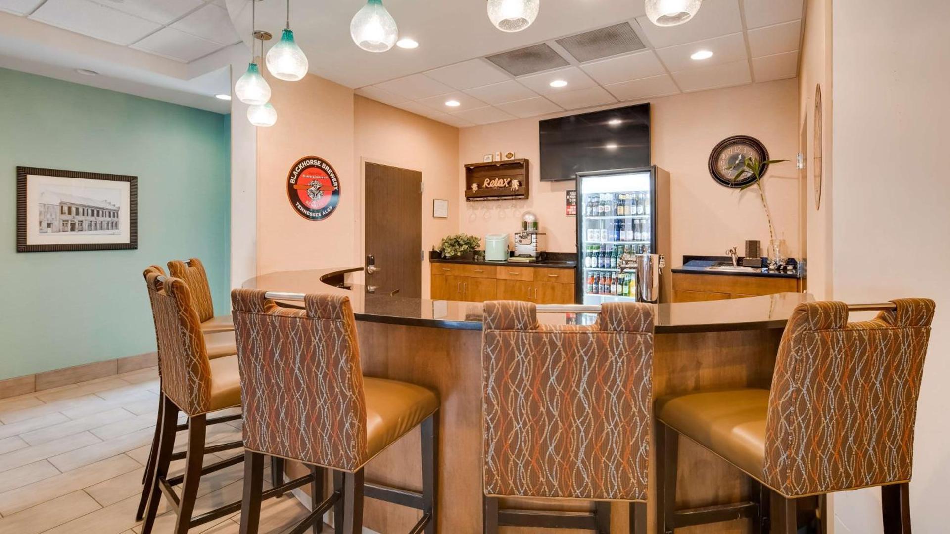 Best Western Plus Atrium Inn & Suites photo 9