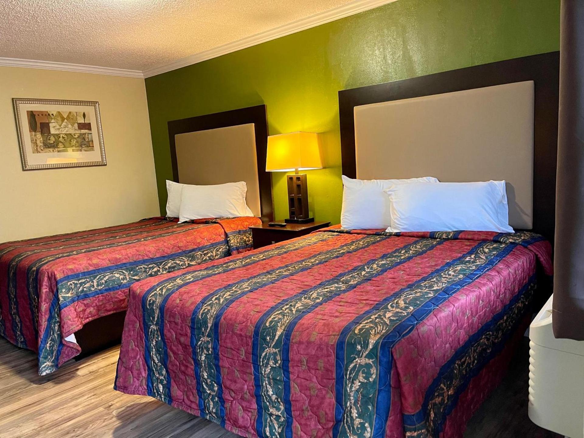 Economy Motel photo 7