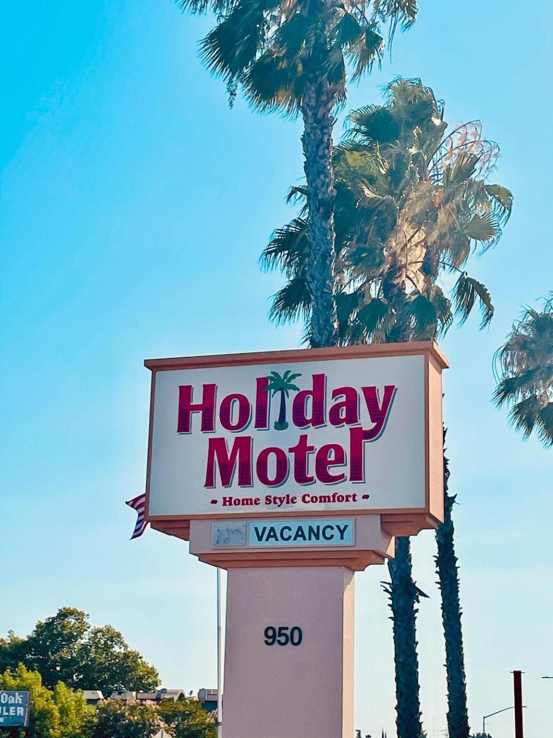 Holiday Motel Oakdale photo 3