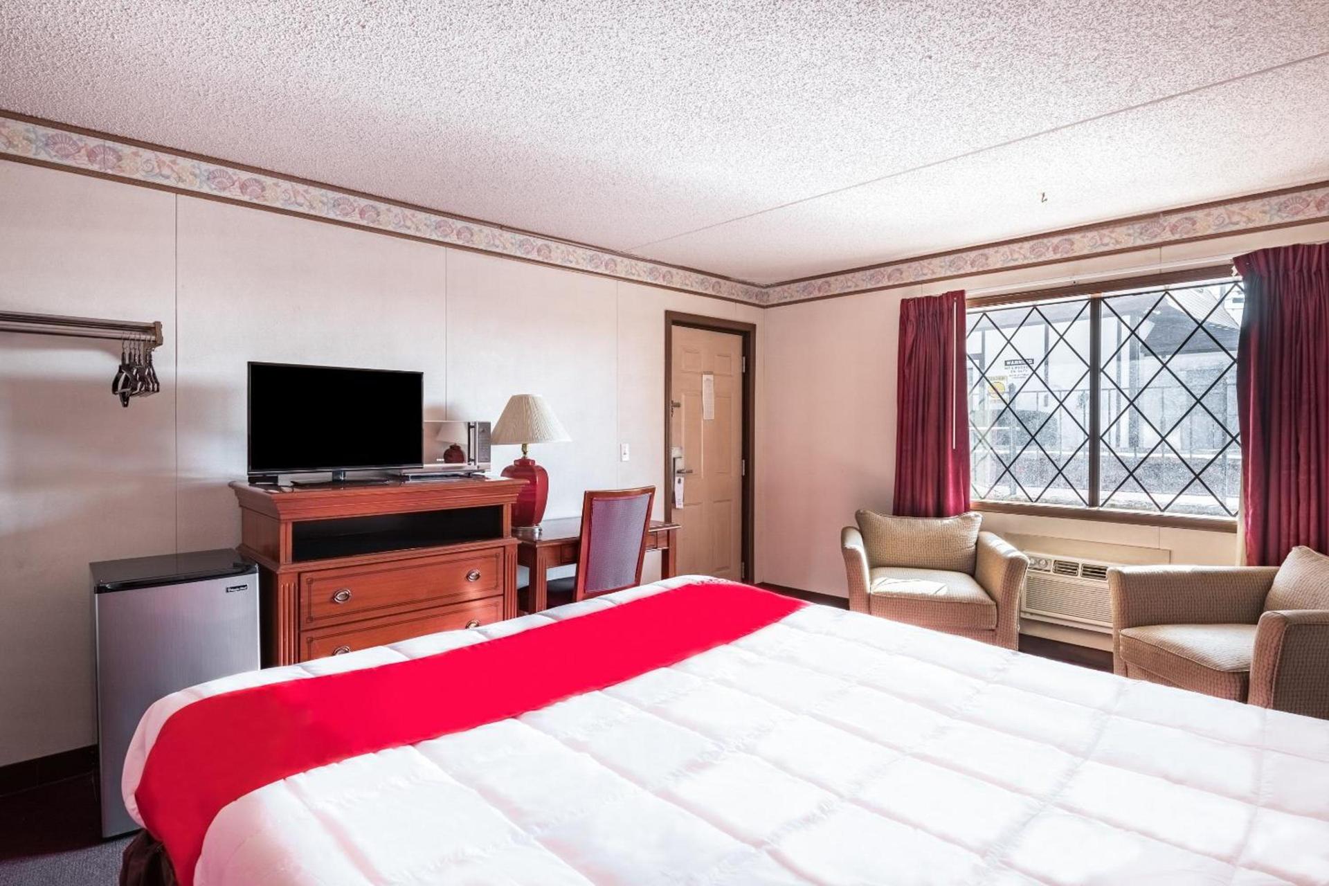 OYO Hotel Windmill Branson photo 8