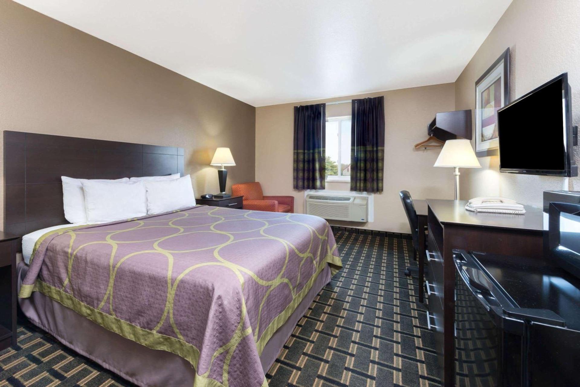 Super 8 by Wyndham Springfield East photo 8