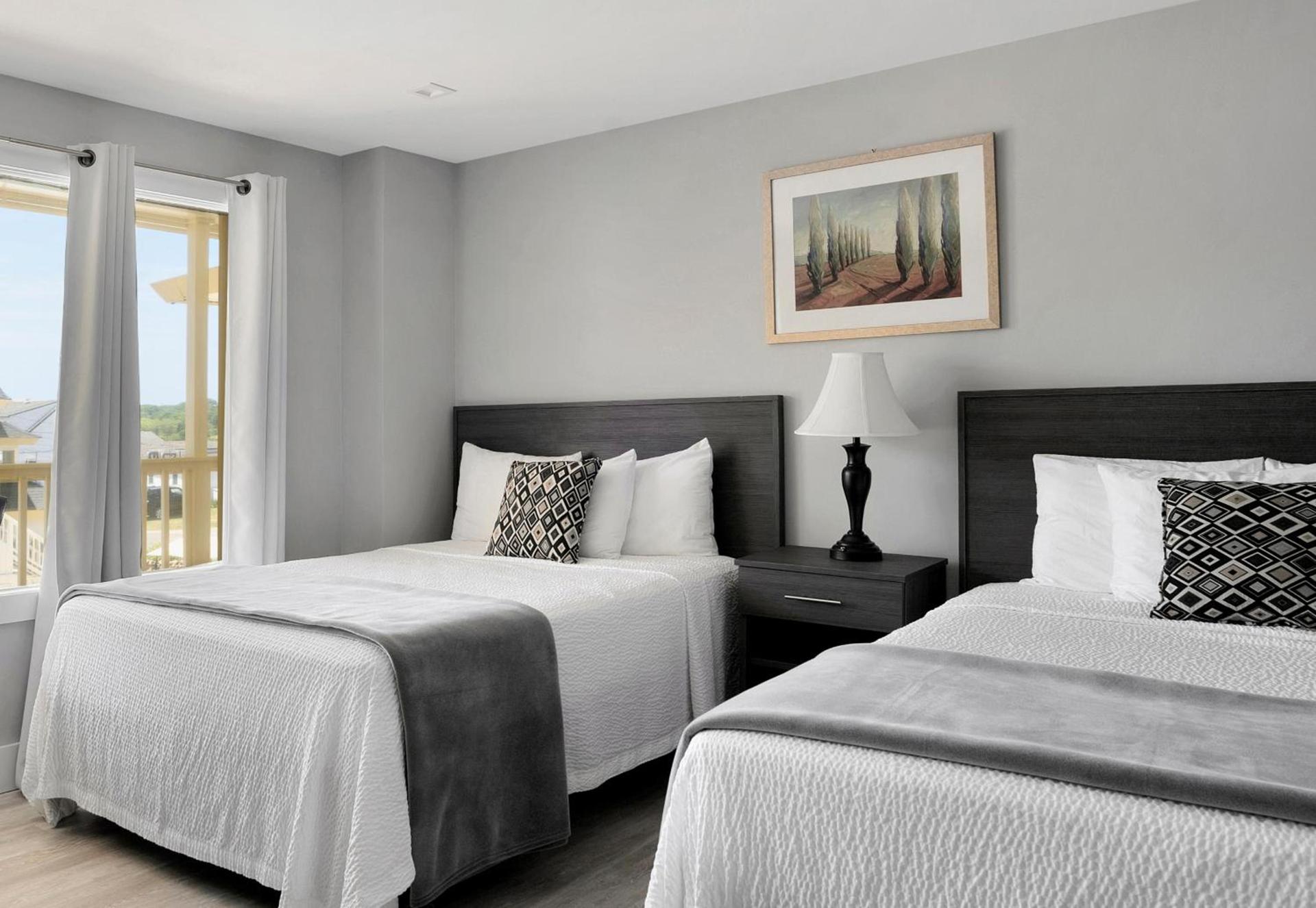 A Wave Inn - Montauk photo 57