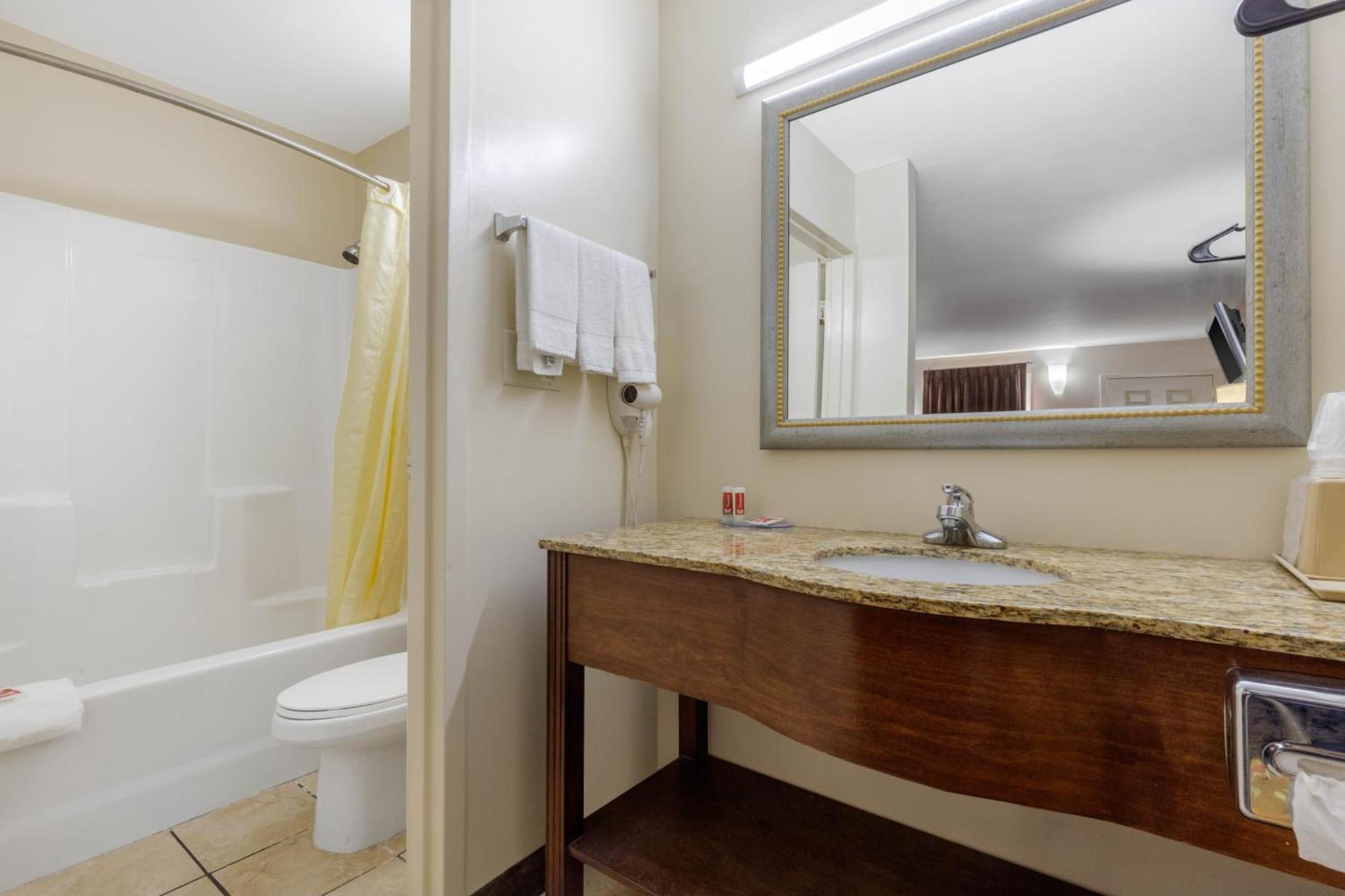 Econo Lodge Gaffney photo 24