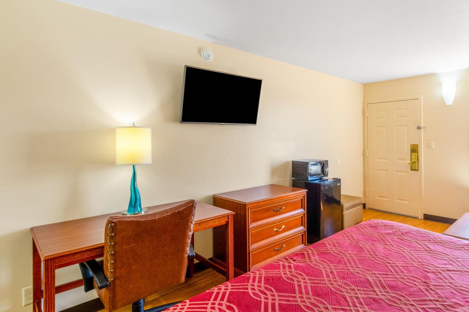Econo Lodge Gaffney photo 29