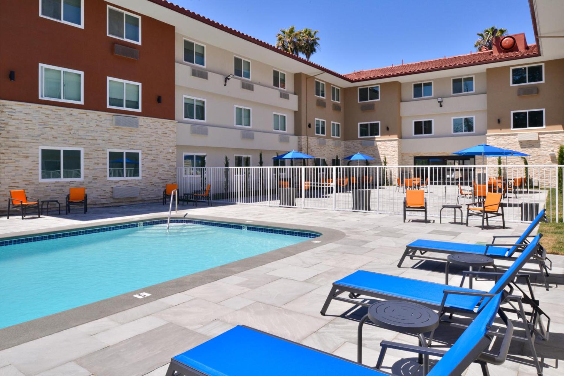 Holiday Inn Express - Santa Rosa North by IHG photo 9