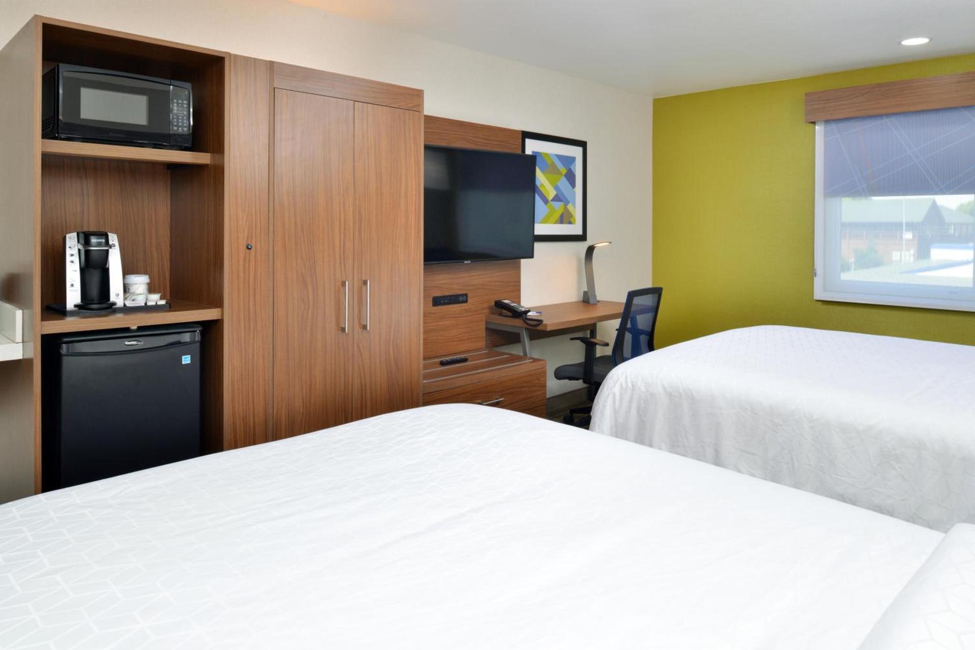 Holiday Inn Express - Santa Rosa North by IHG photo 16