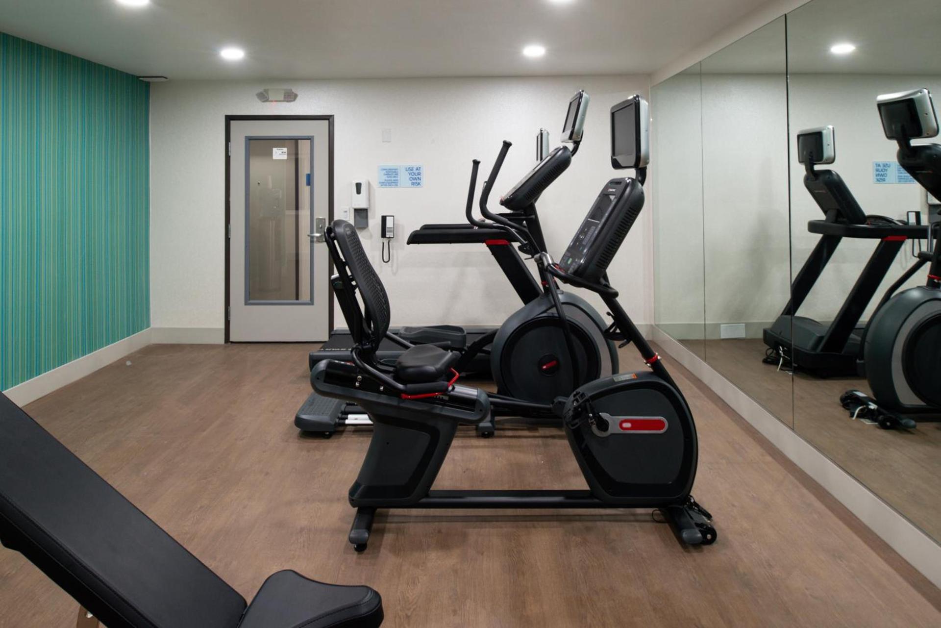 Holiday Inn Express - Santa Rosa North by IHG photo 13