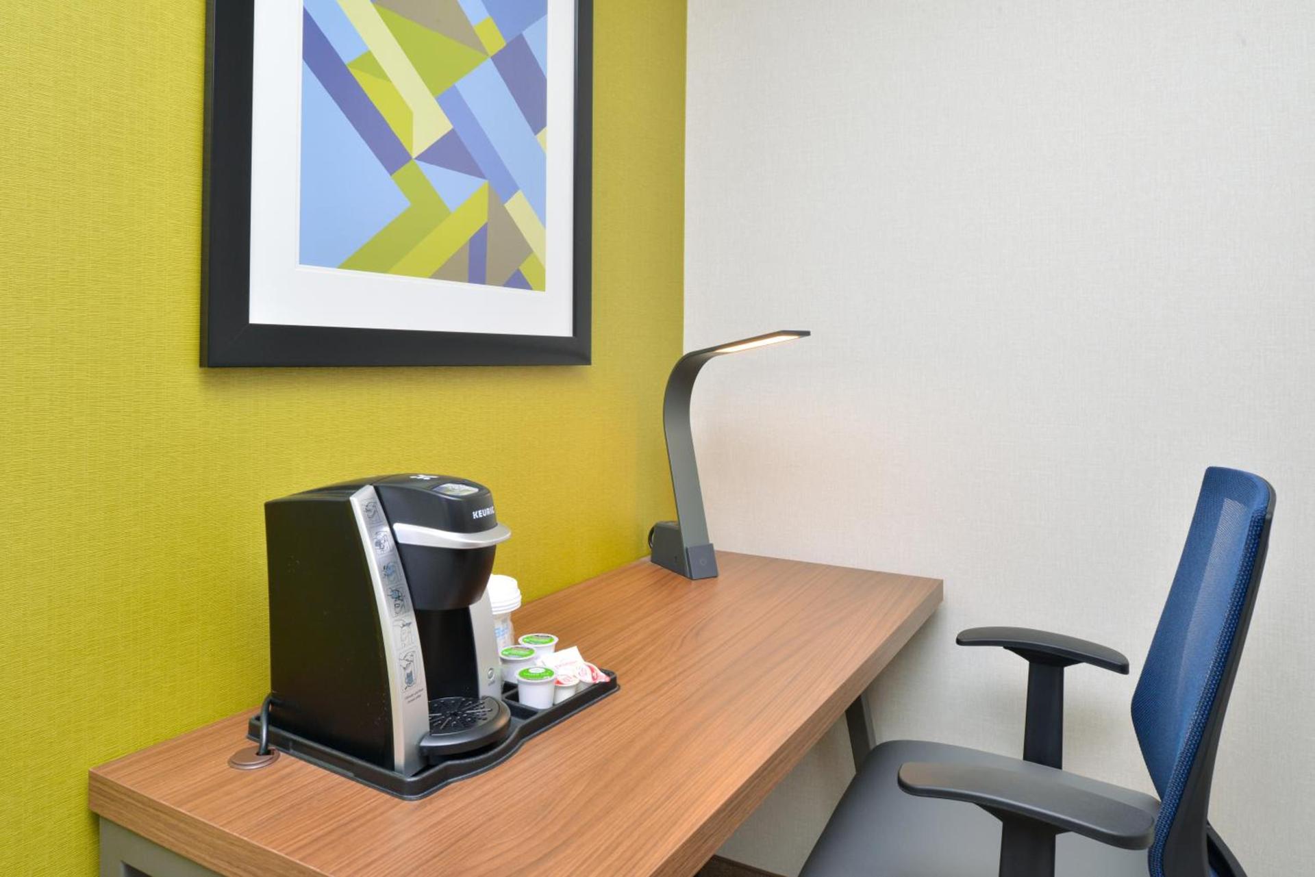 Holiday Inn Express - Santa Rosa North by IHG photo 42