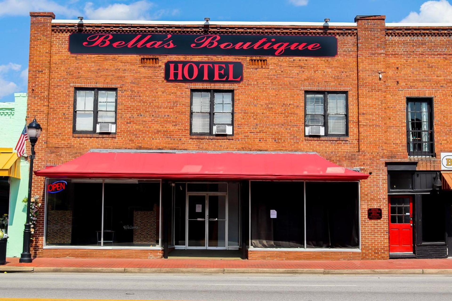 Bella's Boutique Hotel photo 1