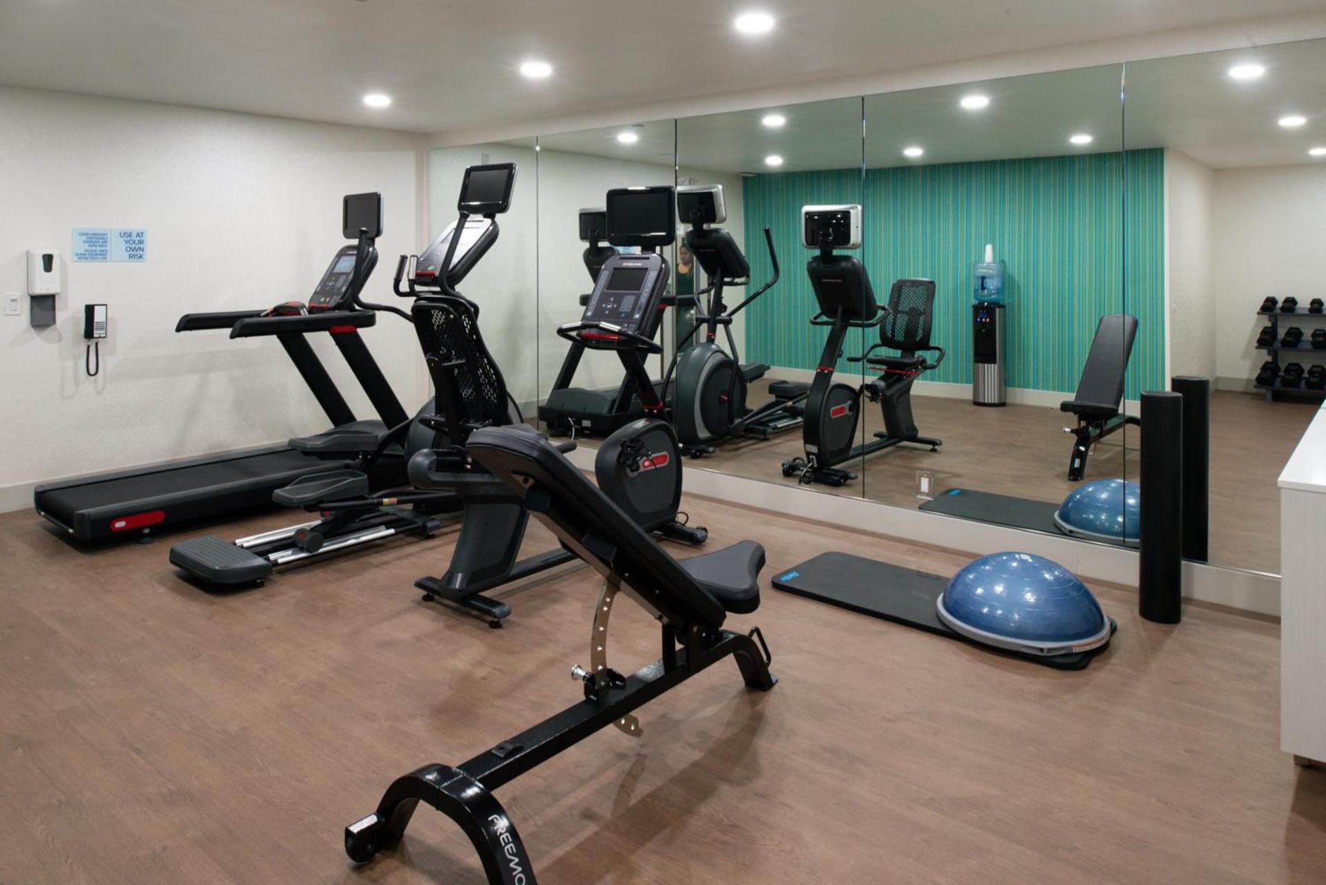 Holiday Inn Express - Santa Rosa North by IHG photo 43