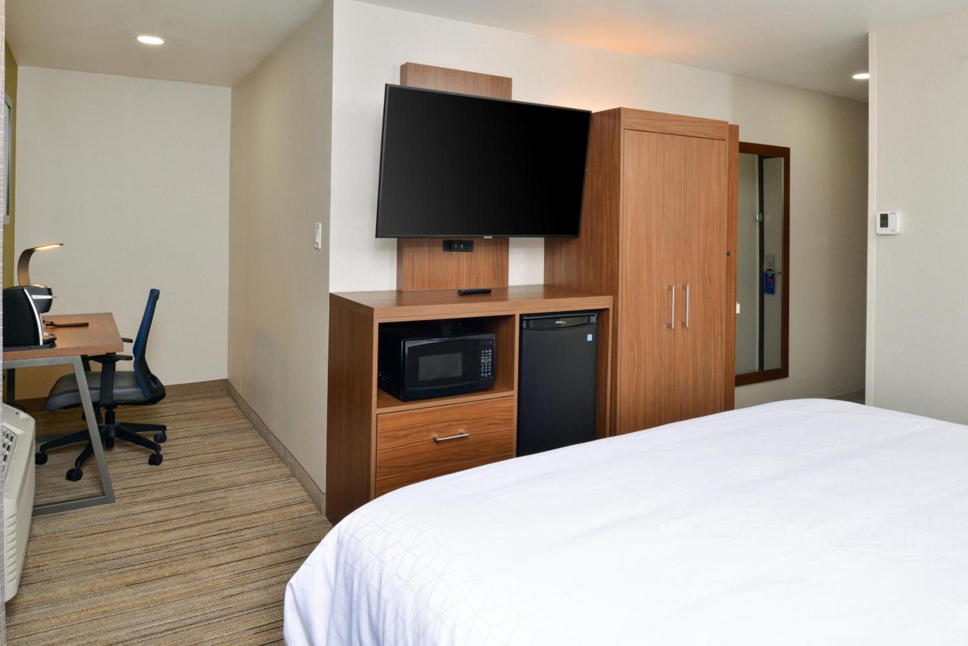 Holiday Inn Express - Santa Rosa North by IHG photo 68