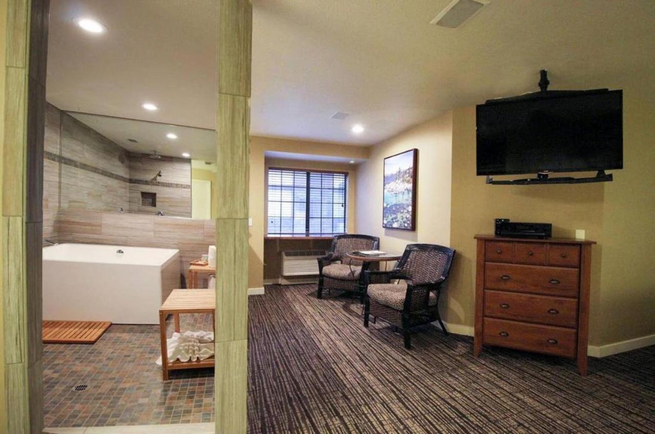 Postmarc Hotel and Spa Suites photo 62