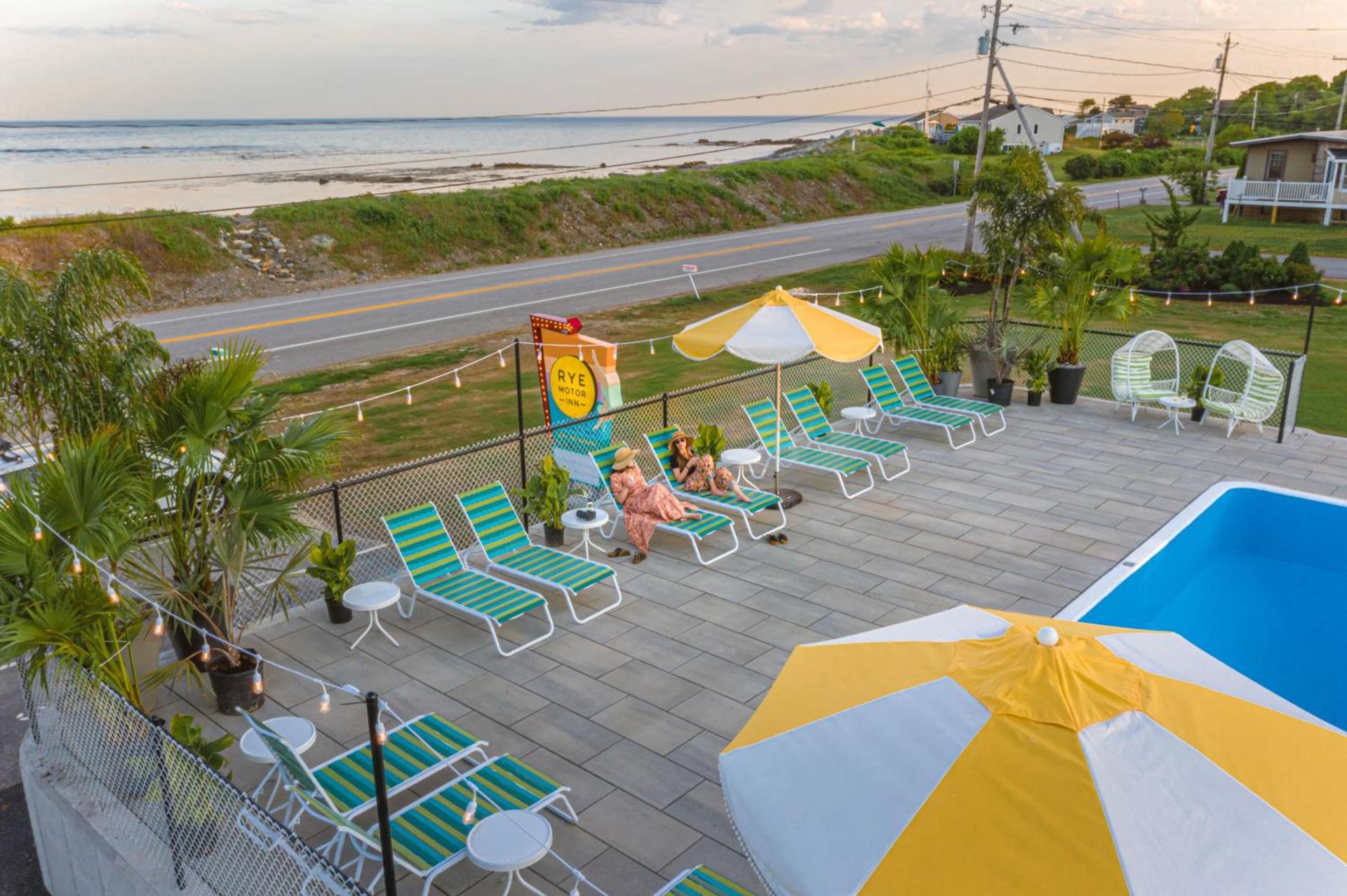 Rye Motor Inn - Oceanfront, Walk to Beach photo 1