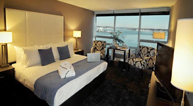 Oyster Point Hotel photo 7