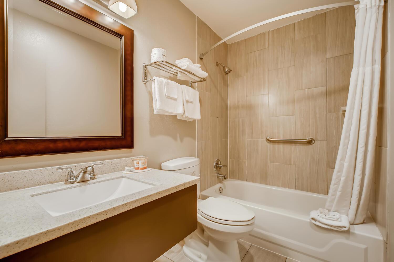 Orangewood Inn and Suites Midtown photo 22