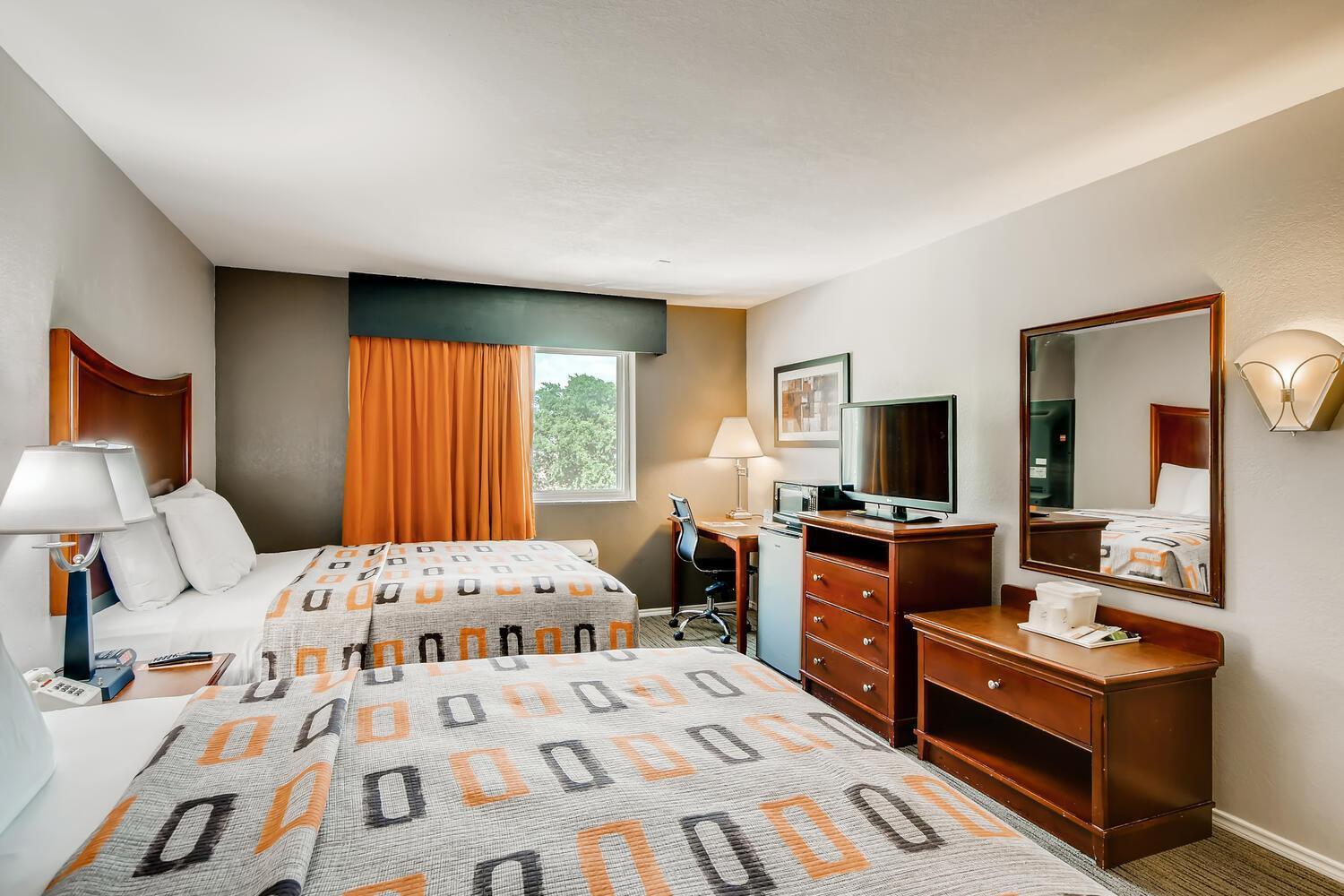 Orangewood Inn and Suites Midtown photo 53