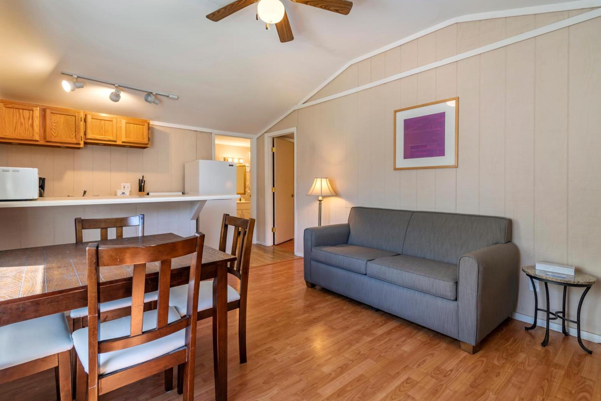 Anchor Inn and Cottages Wells-Ogunquit photo 39