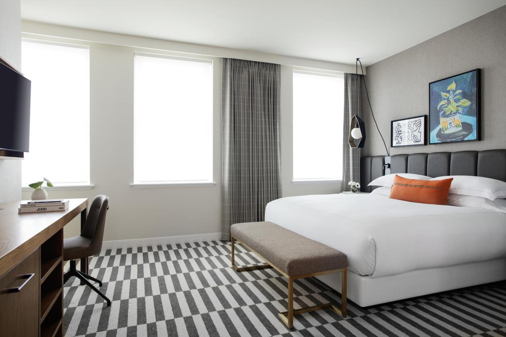 Kimpton - Harper Hotel by IHG photo 9