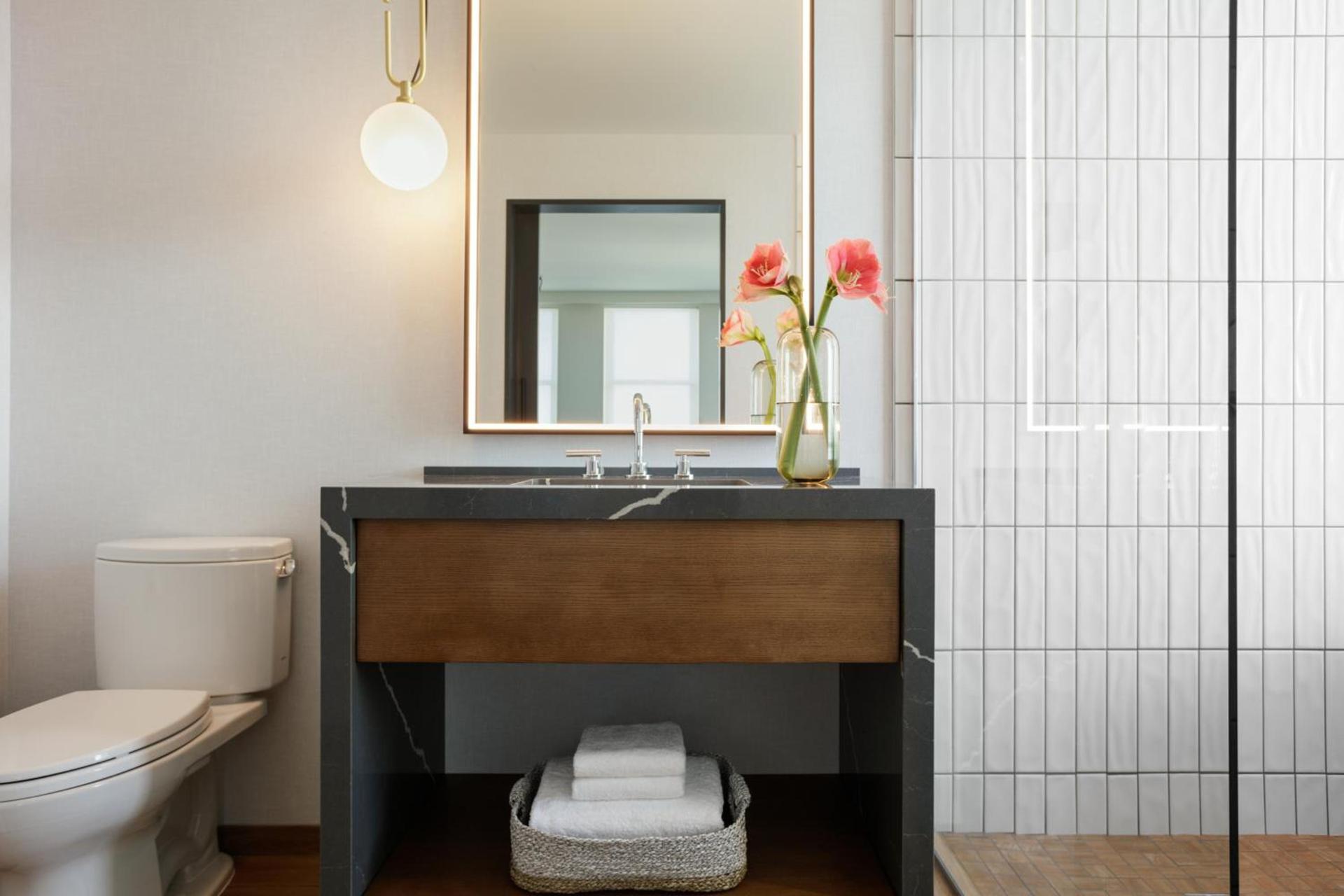 Kimpton - Harper Hotel by IHG photo 61