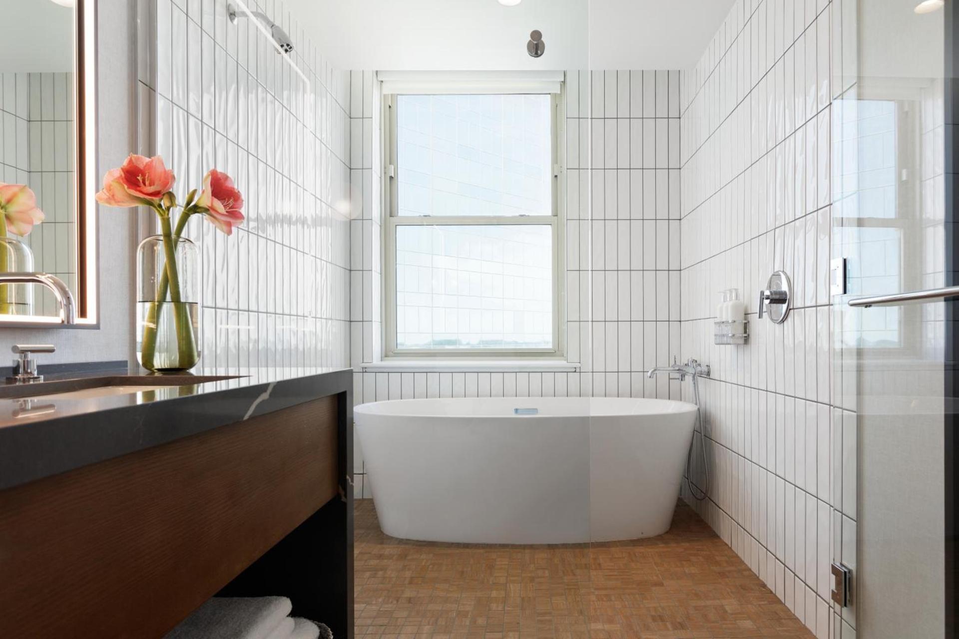 Kimpton - Harper Hotel by IHG photo 57