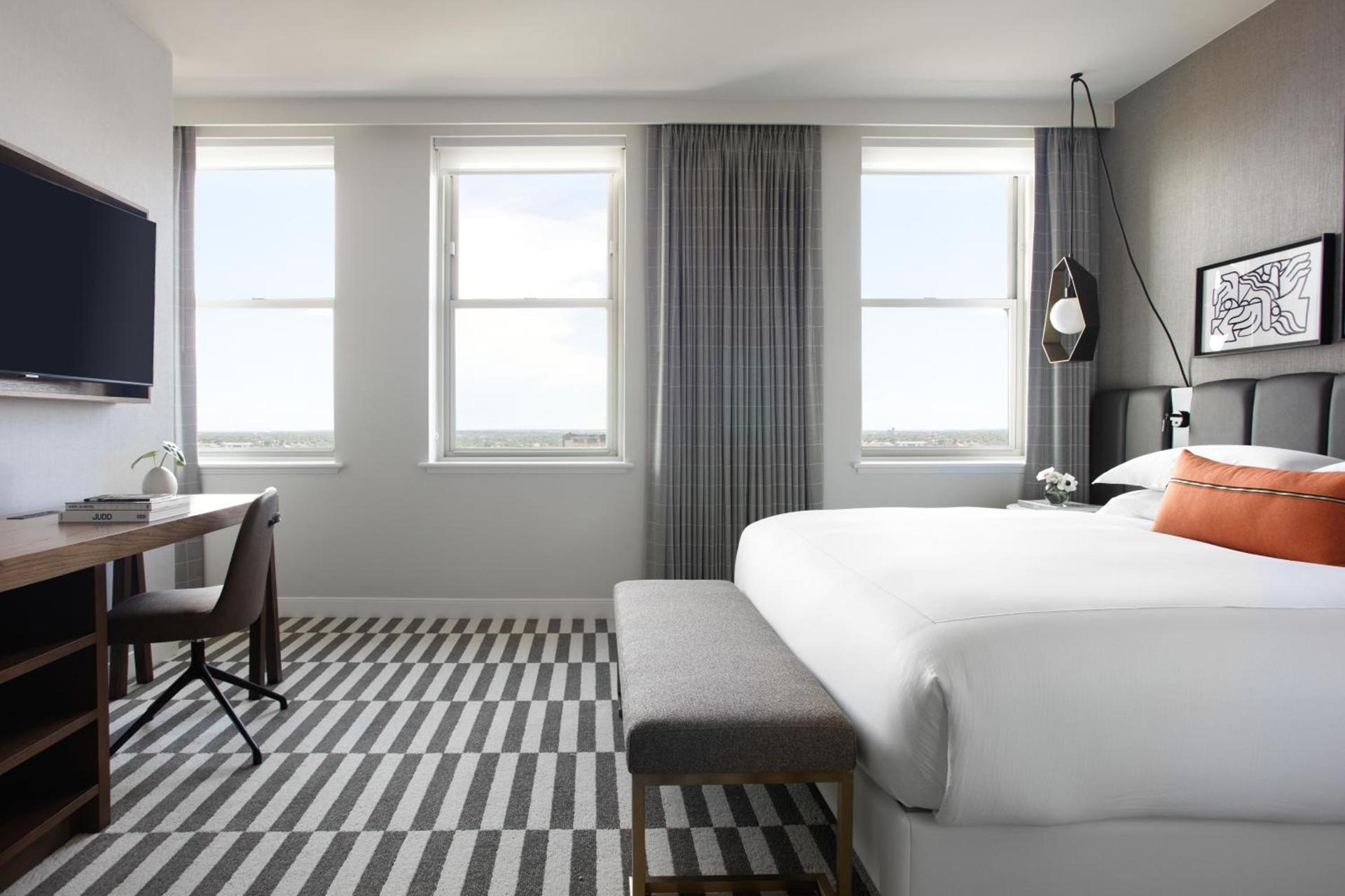Kimpton - Harper Hotel by IHG photo 29